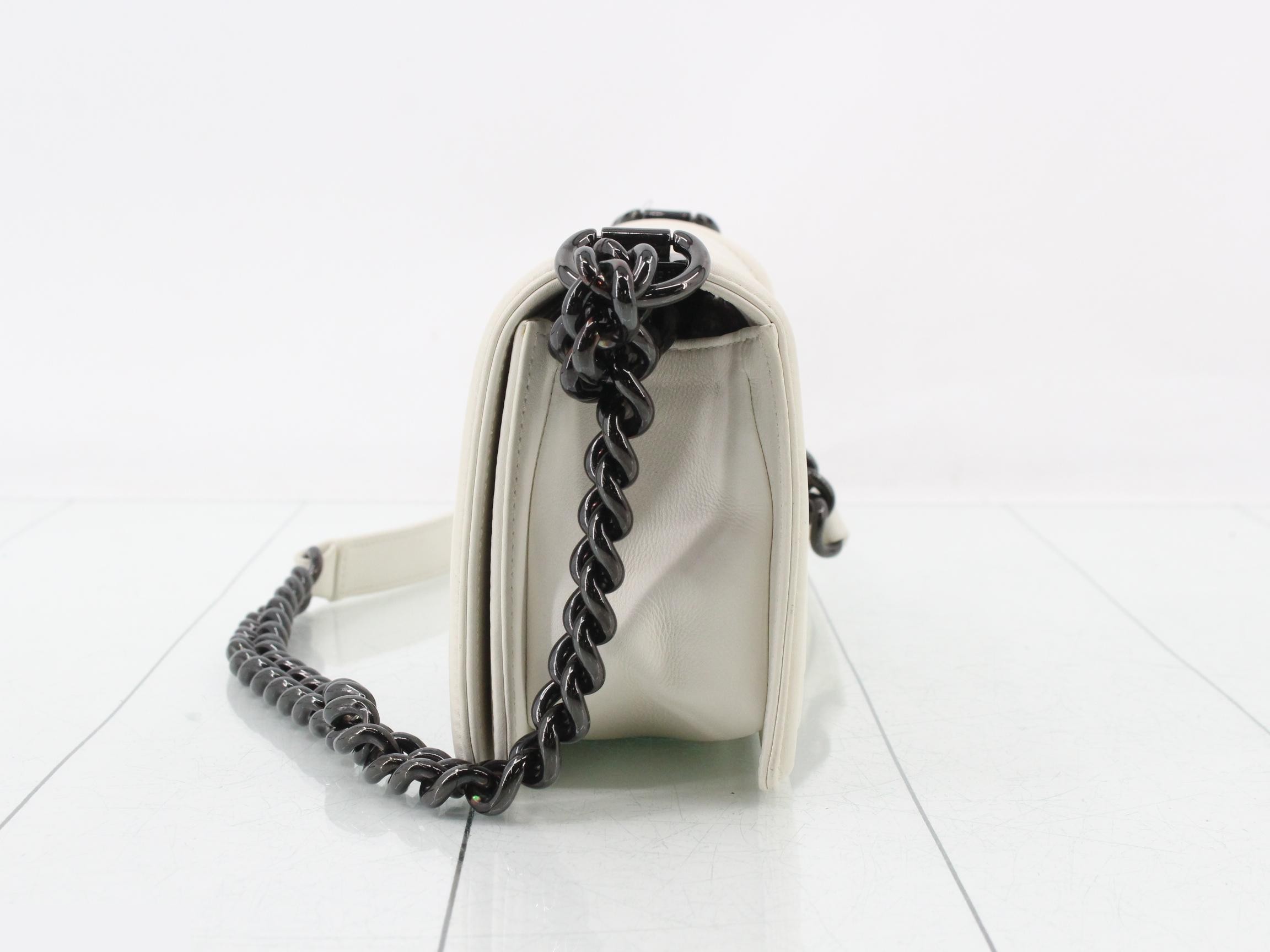 Boy Chanel Leather Chain Shoulder Bag, White — view 3