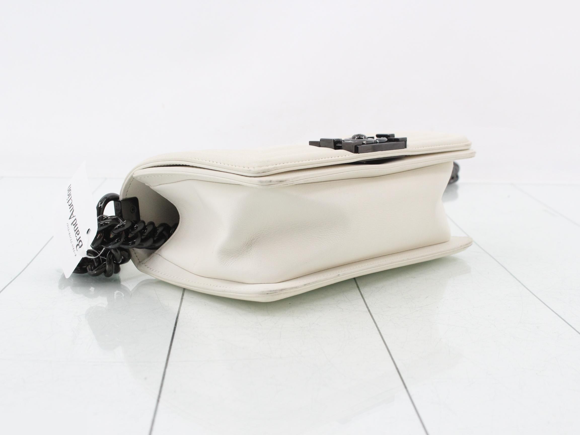 Boy Chanel Leather Chain Shoulder Bag, White — view 5