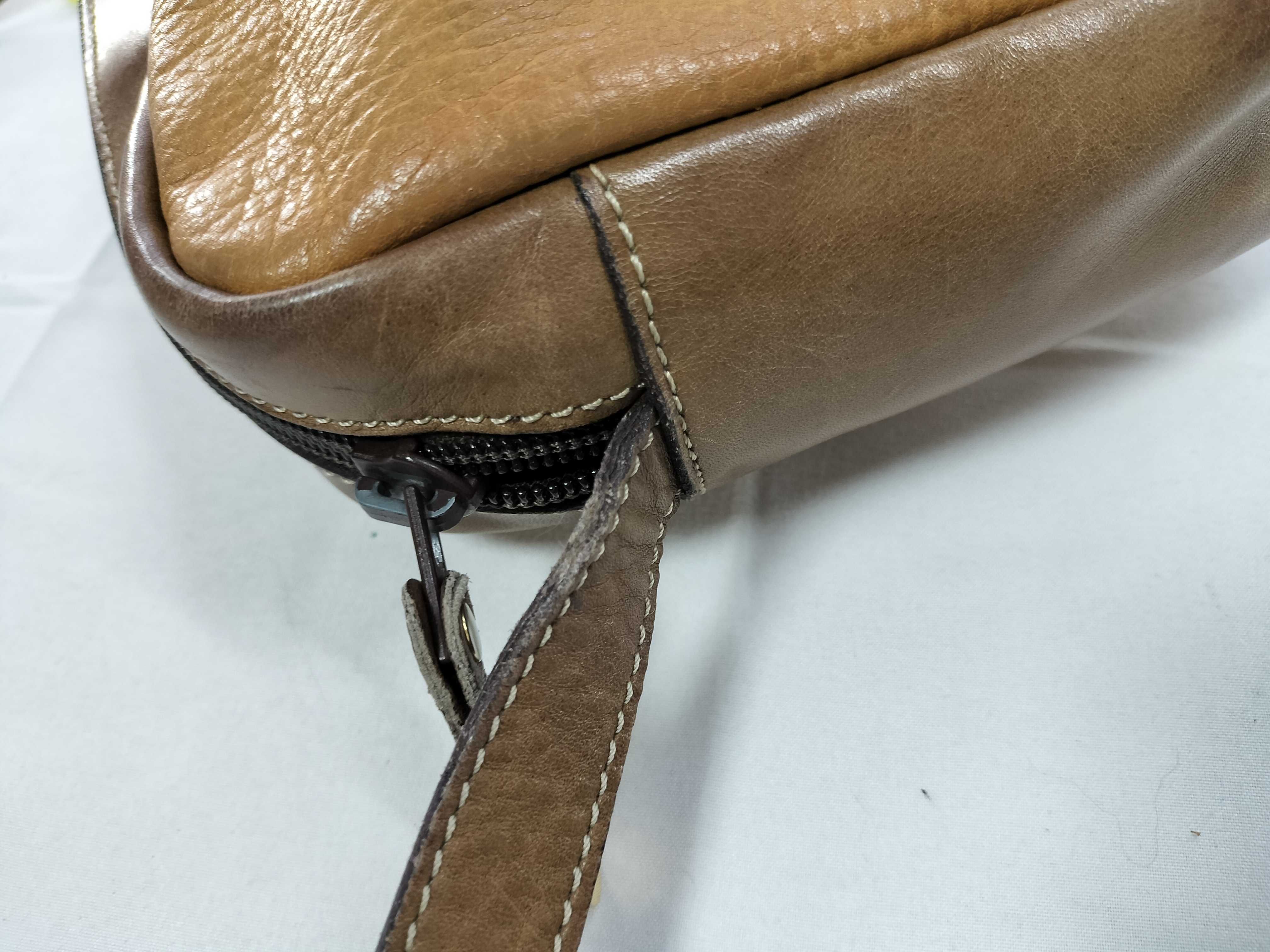Anagram Leather Shoulder Bag — view 5