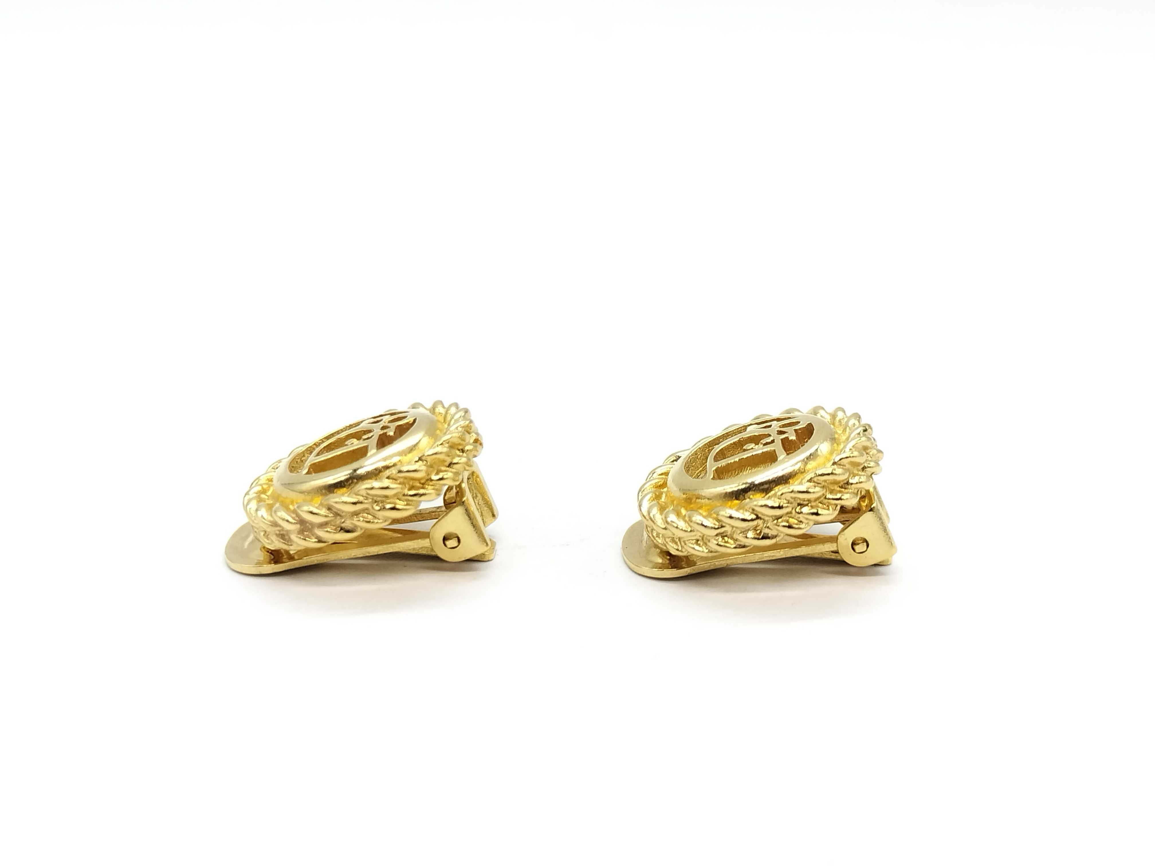 earrings — view 2