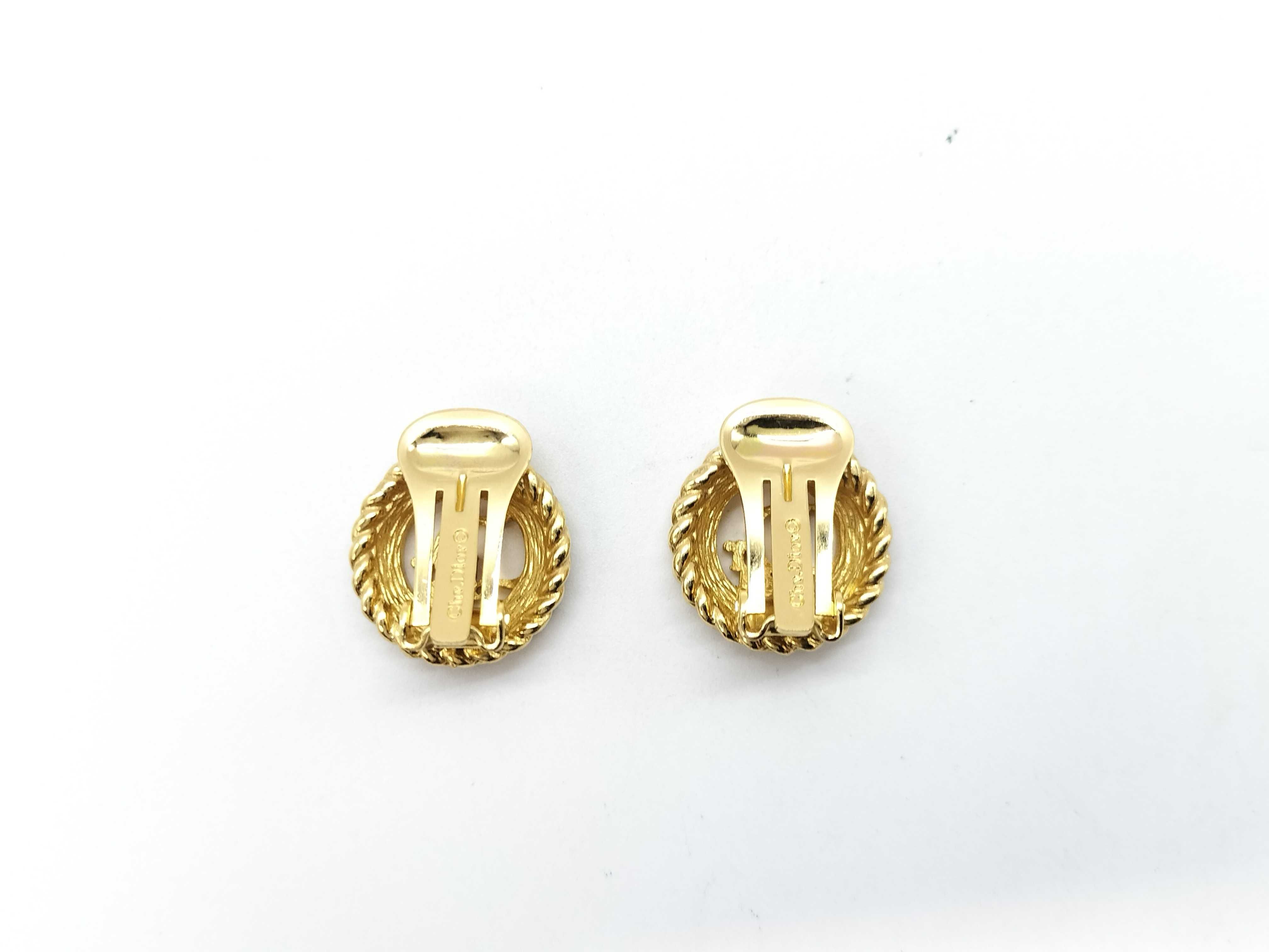 earrings — view 3
