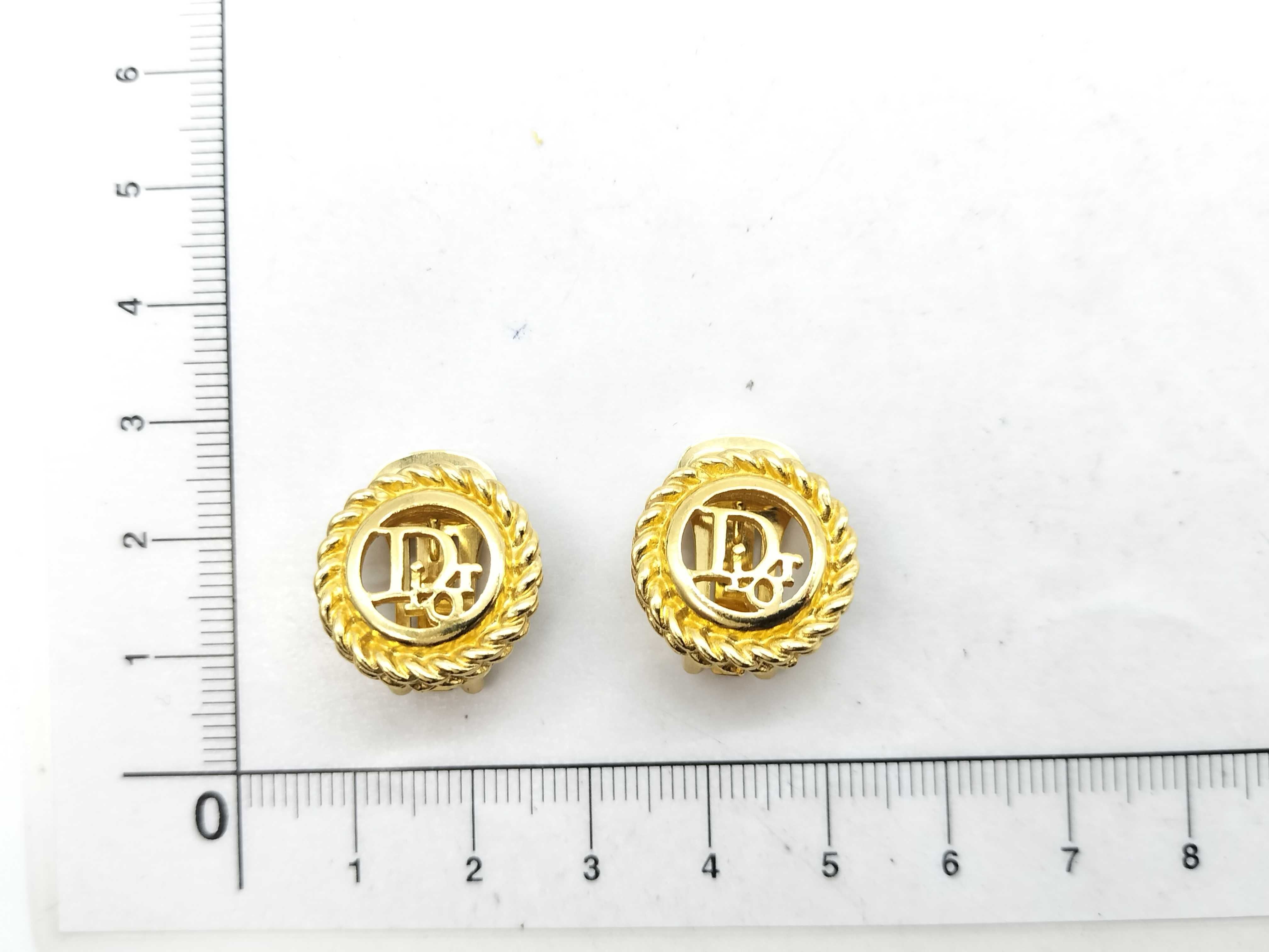 earrings — view 6