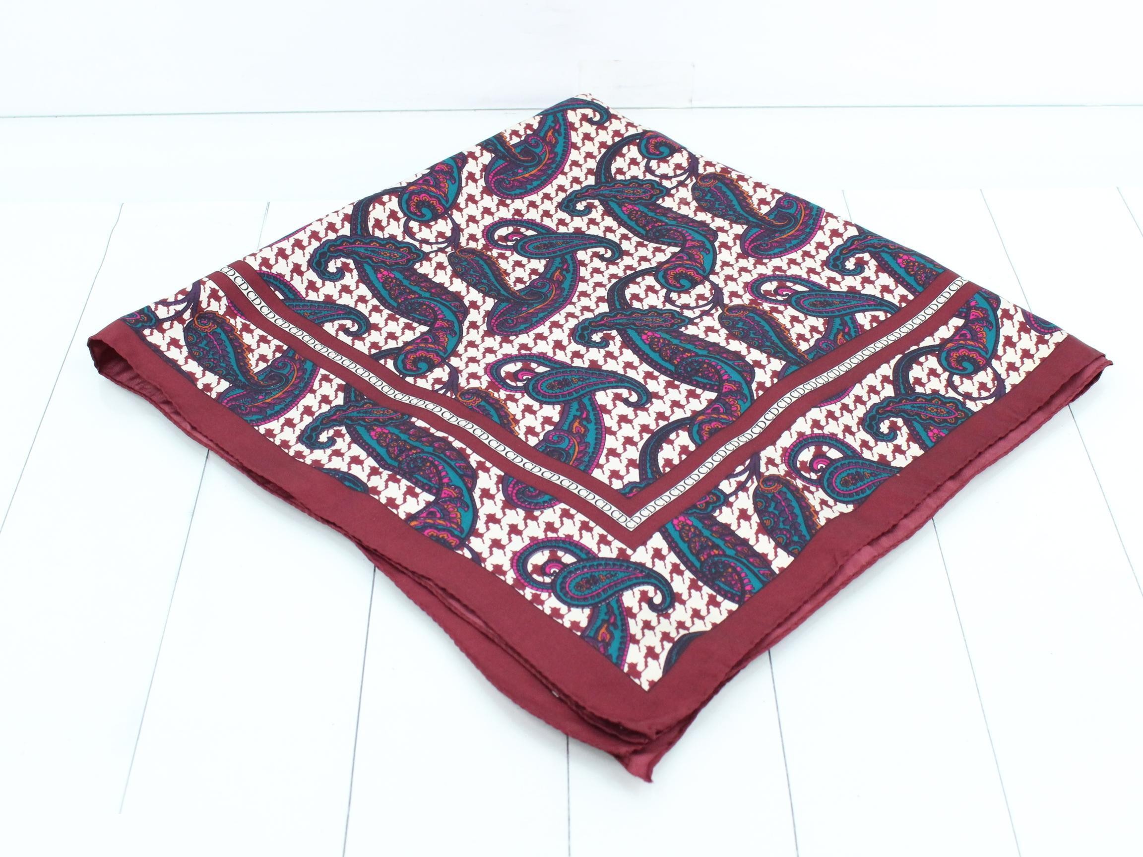 Other lines: Small items, accessories, scarves — view 2