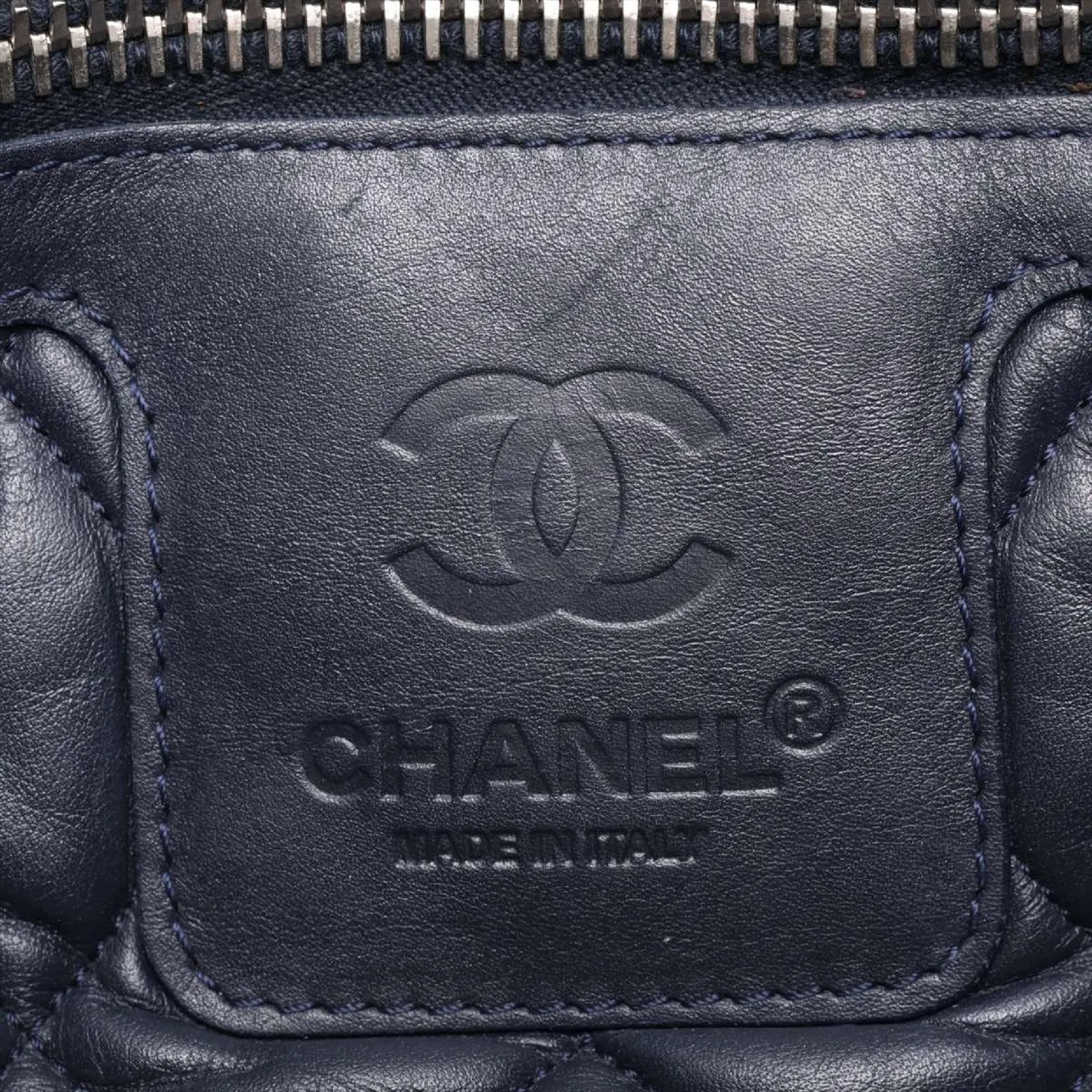 Coco Cocoon Leather Tote Bag (Serial Number 13) - Handbag — view 8