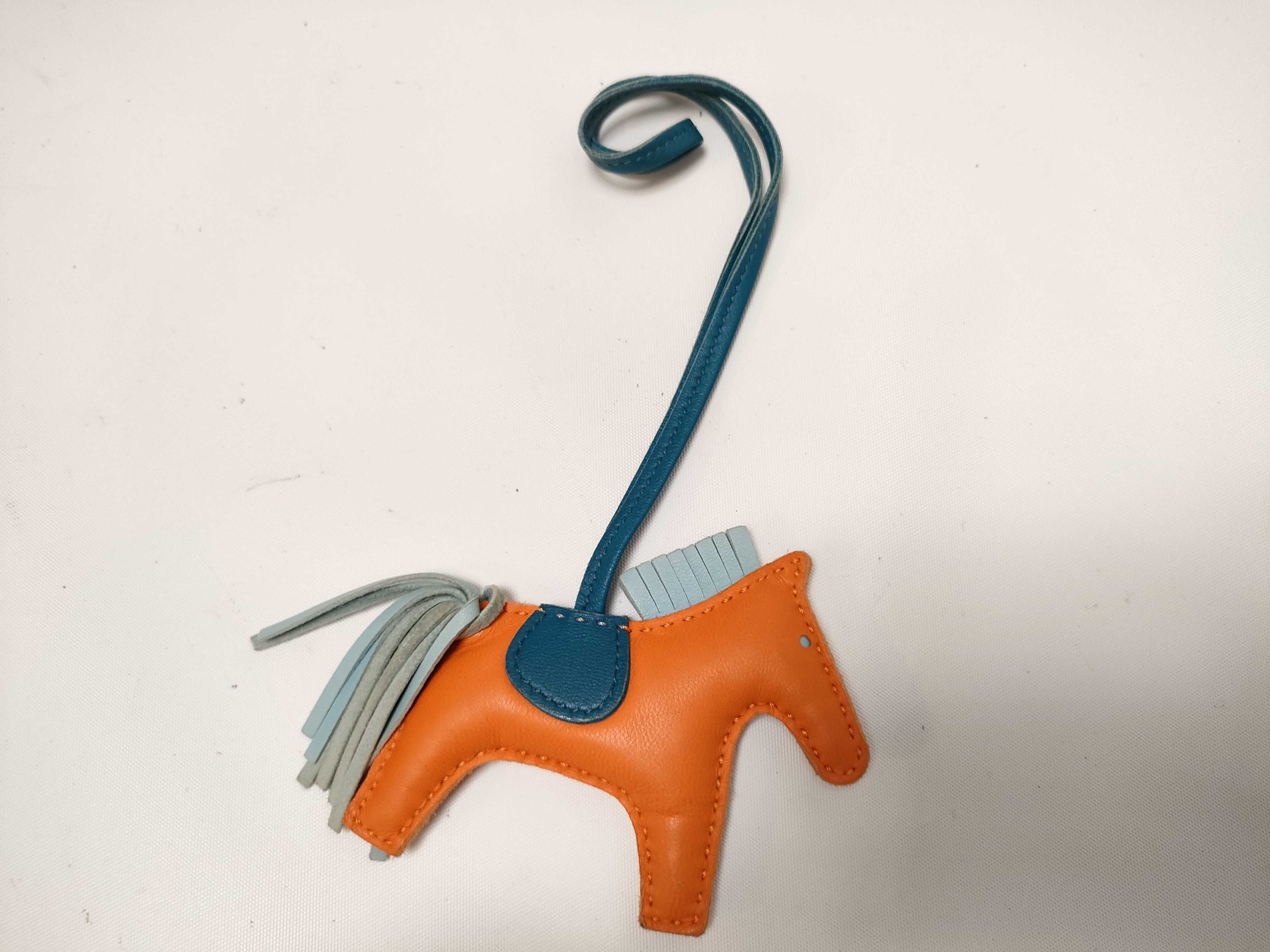 Charm Holder Charm