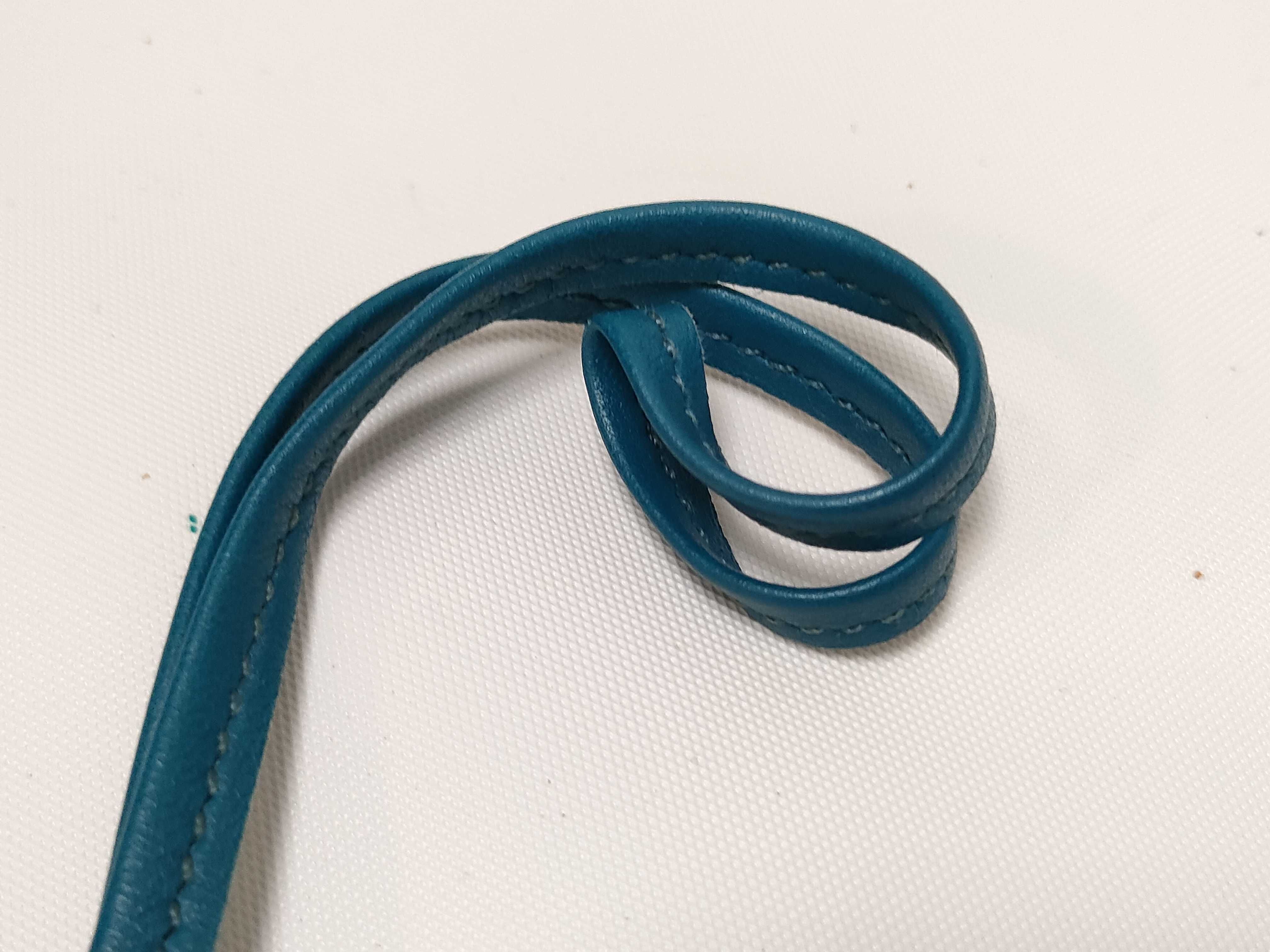 Charm Holder Charm — view 3