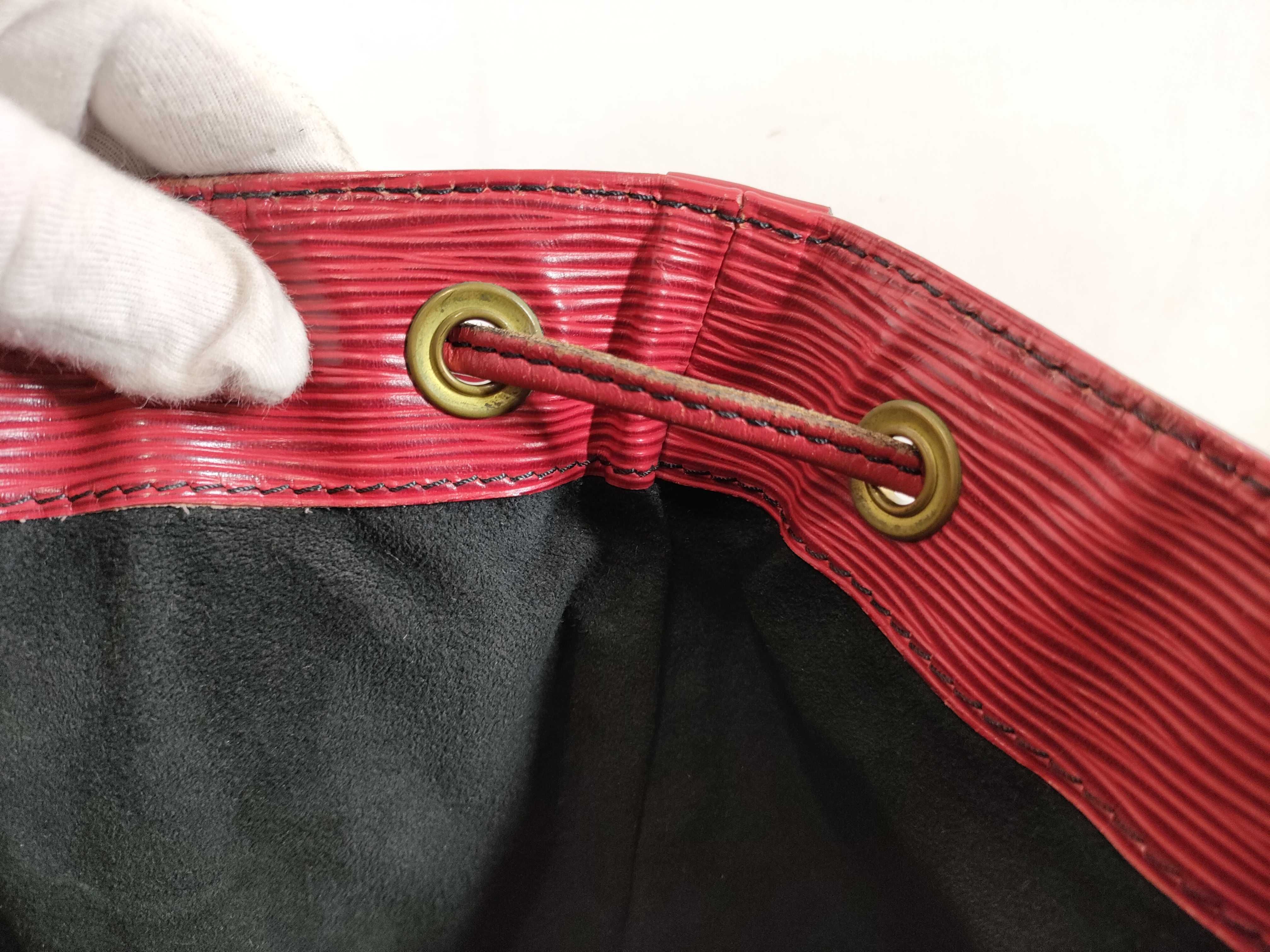 Epi Noé Shoulder Bag — view 8