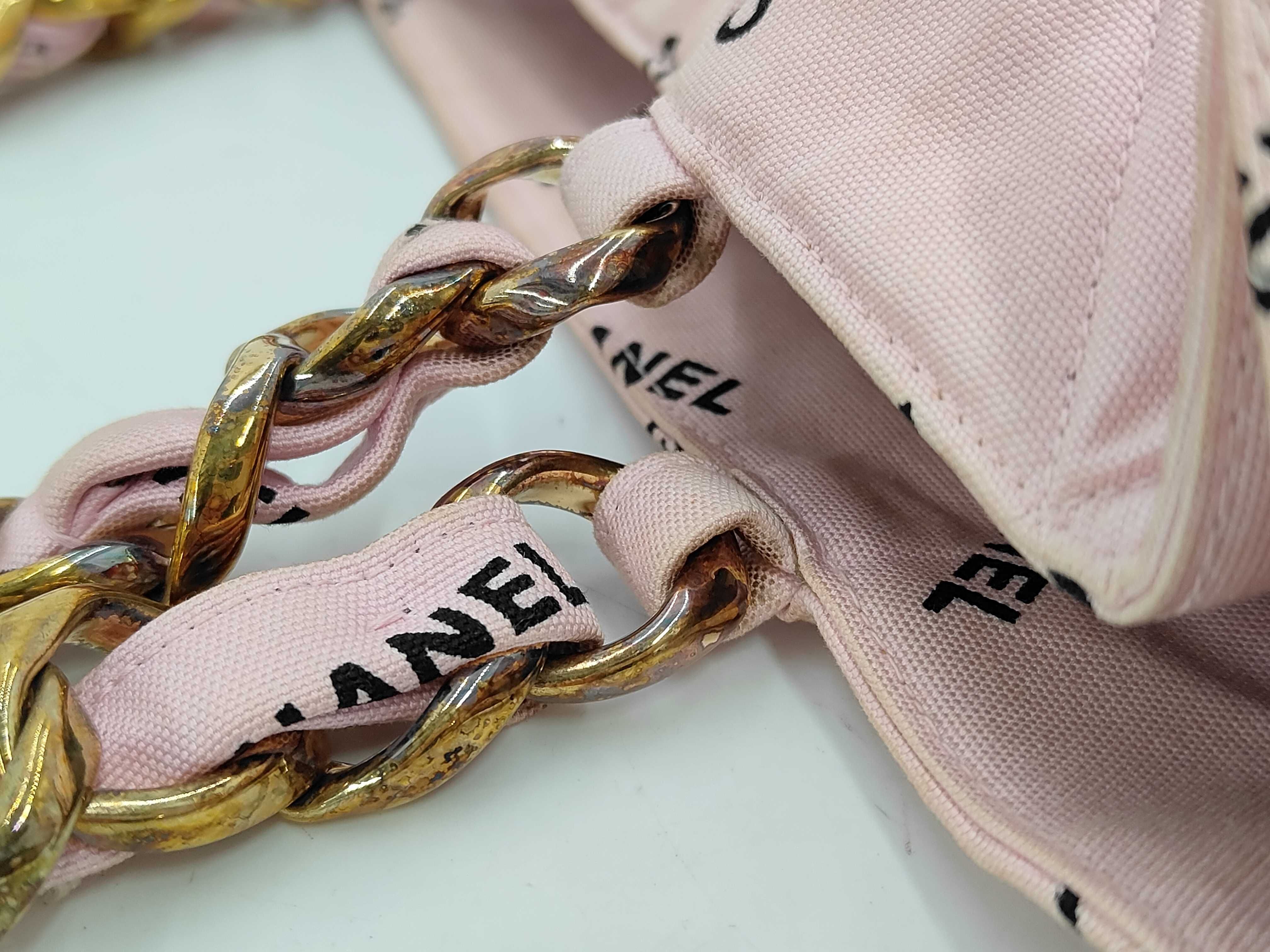 canvas chain bag with logo, pink, gold hardware, tote bag — view 5
