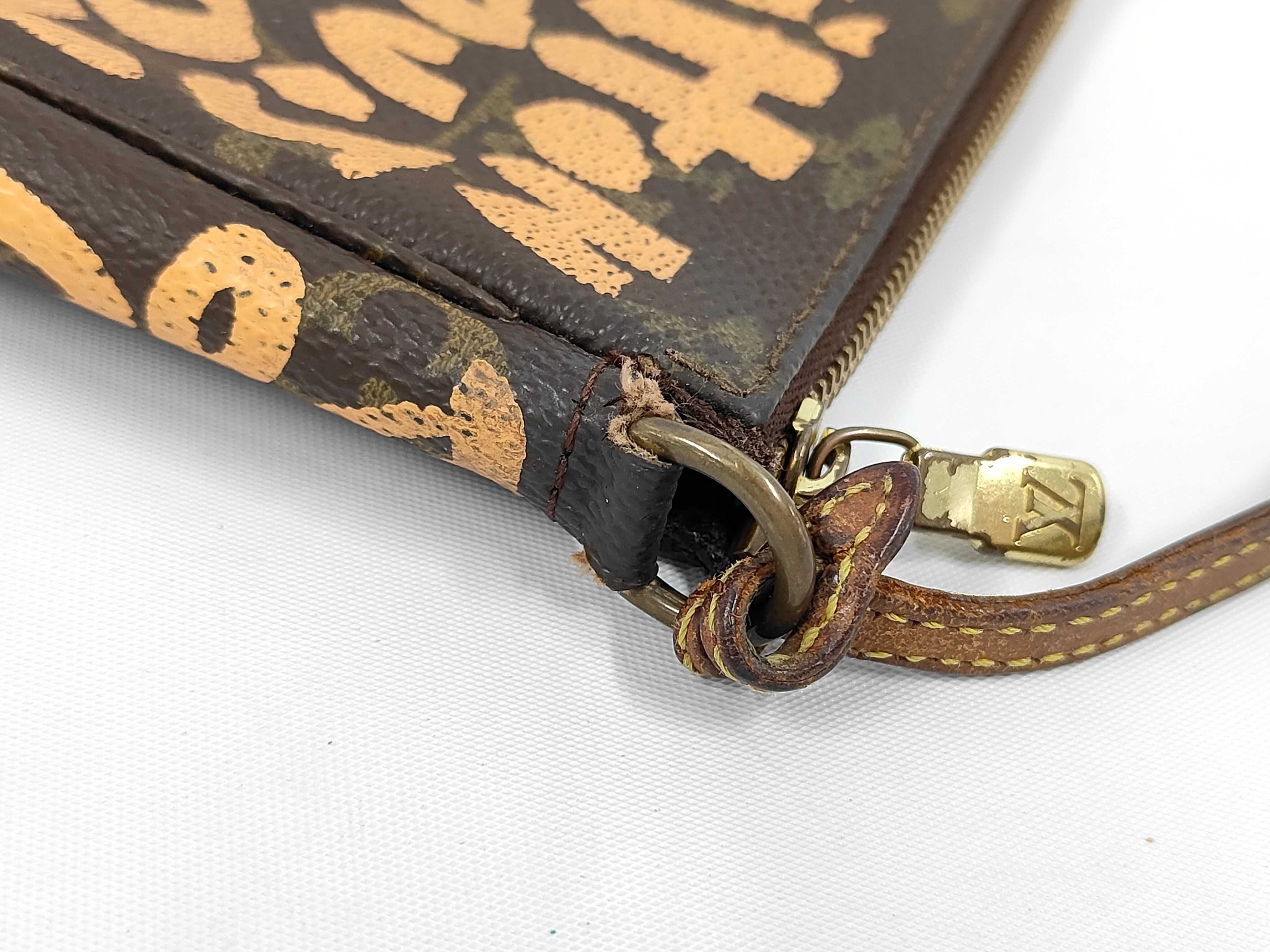 Eclipse Portefeuille Brazza IC Chip Comic Print Handbag — view 7