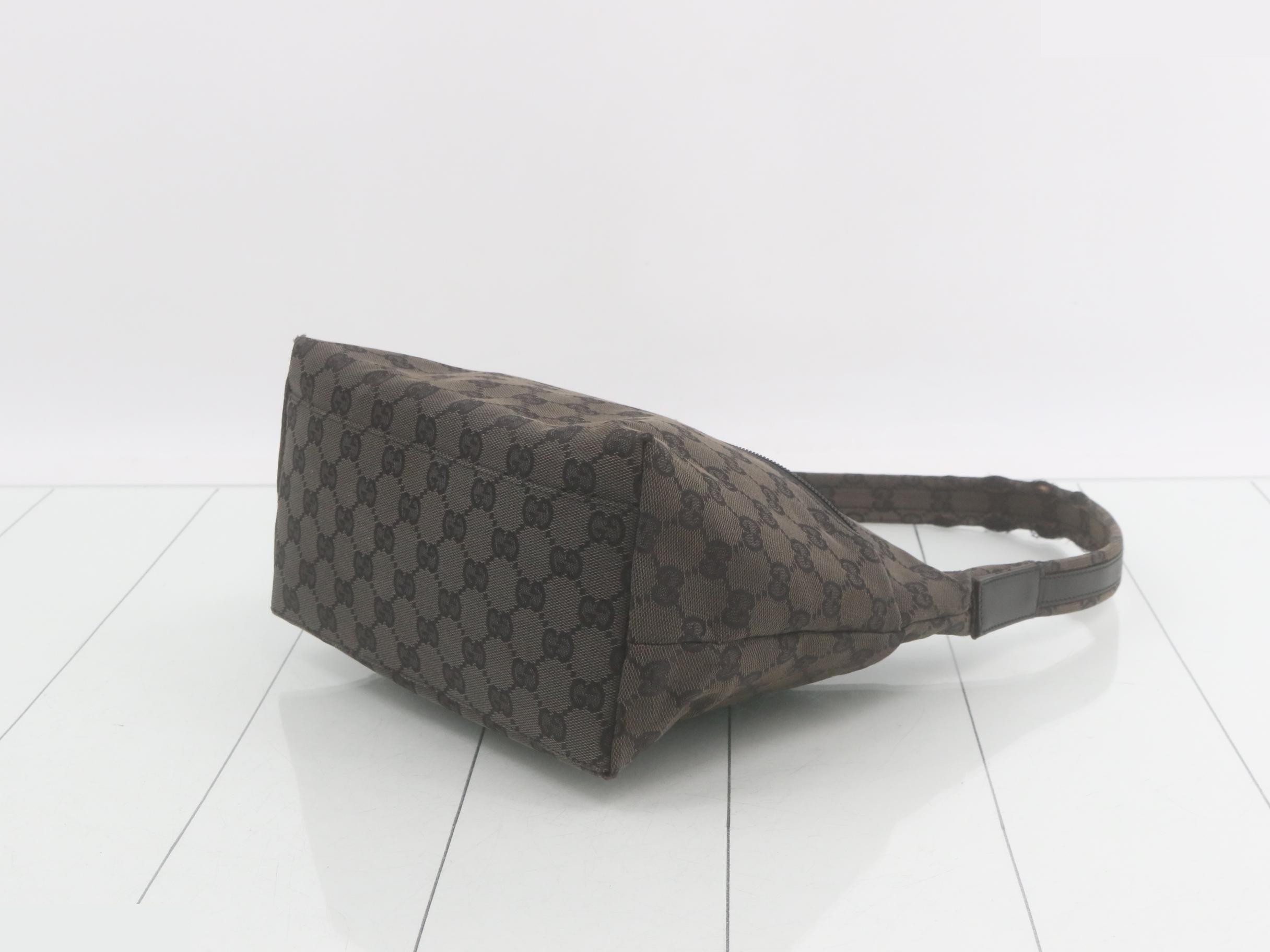 GG Canvas One-Shoulder Bag — view 6