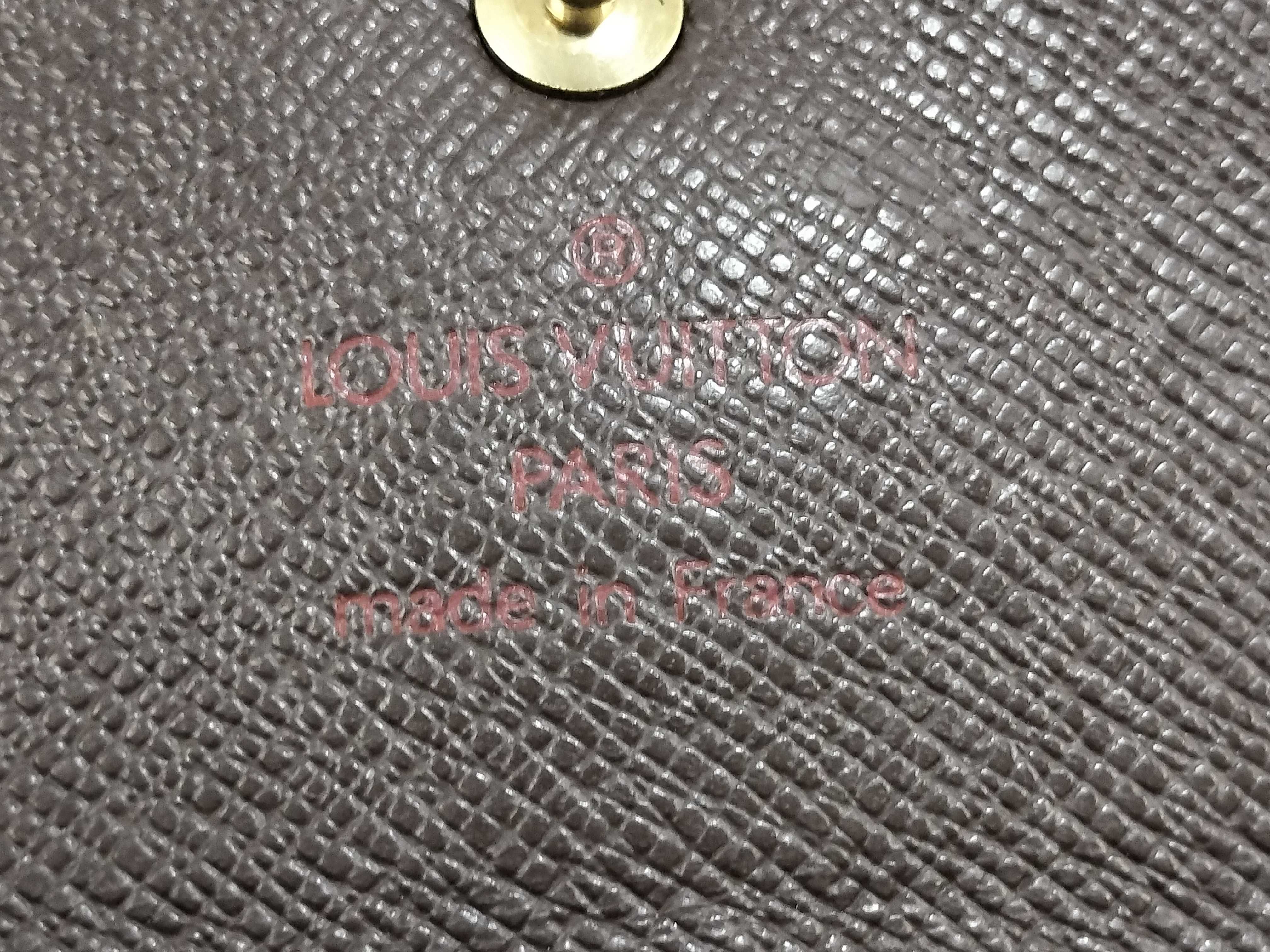 Damier Louis Vuitton Damier Portefeuille International Wallet — view 12