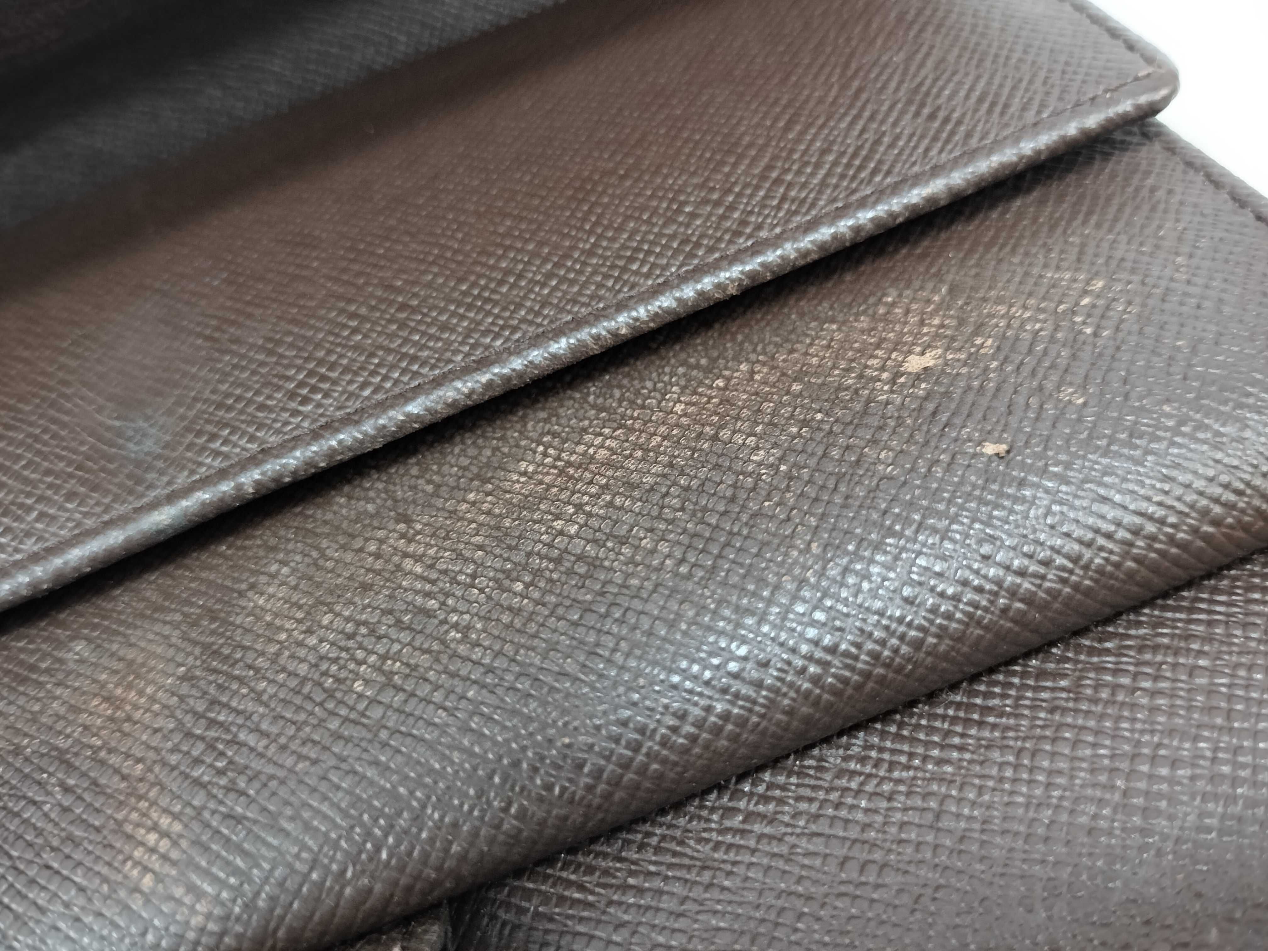 Damier Louis Vuitton Damier Portefeuille International Wallet — view 13