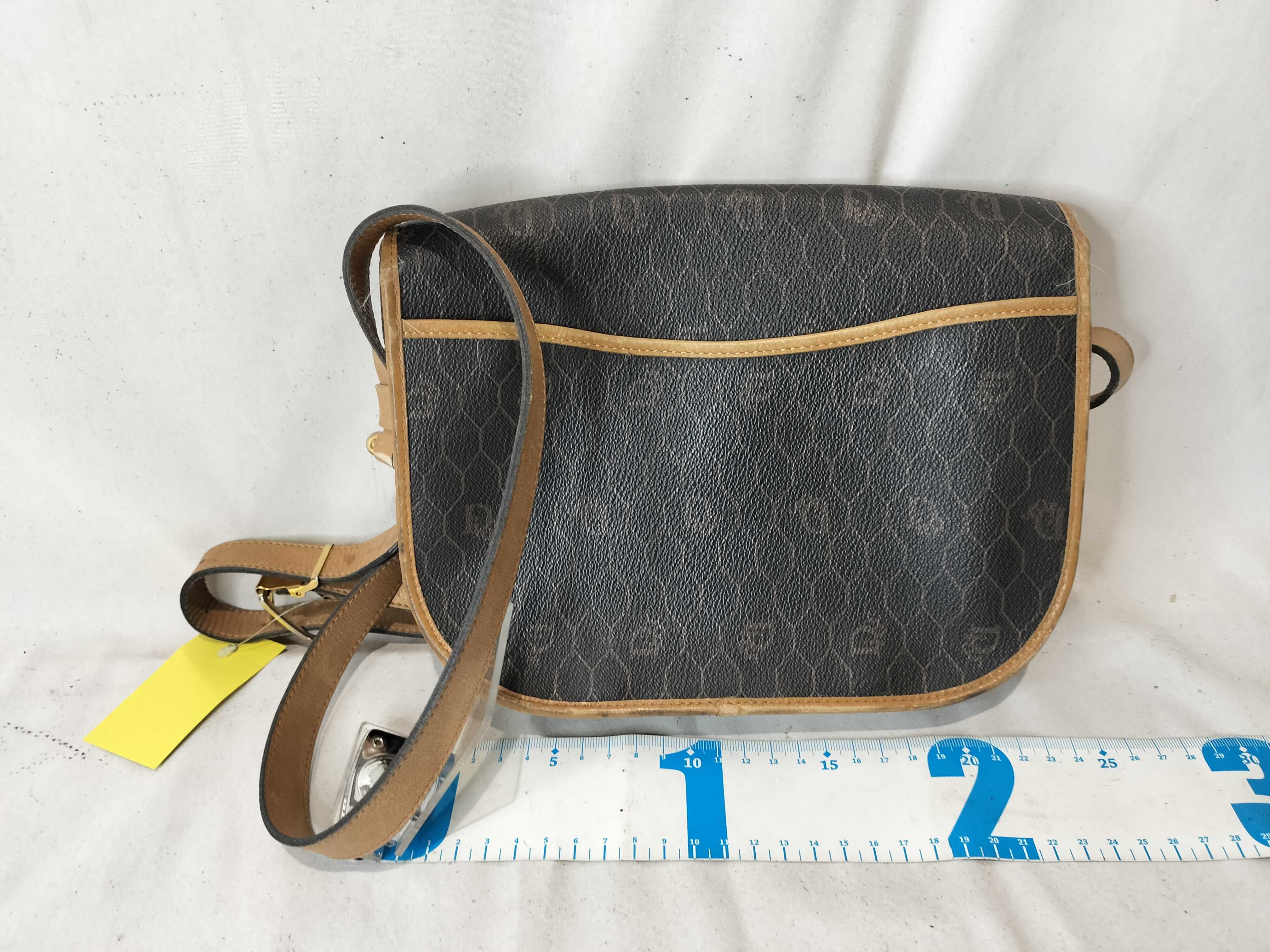Honeycomb Shoulder Bag — view 3