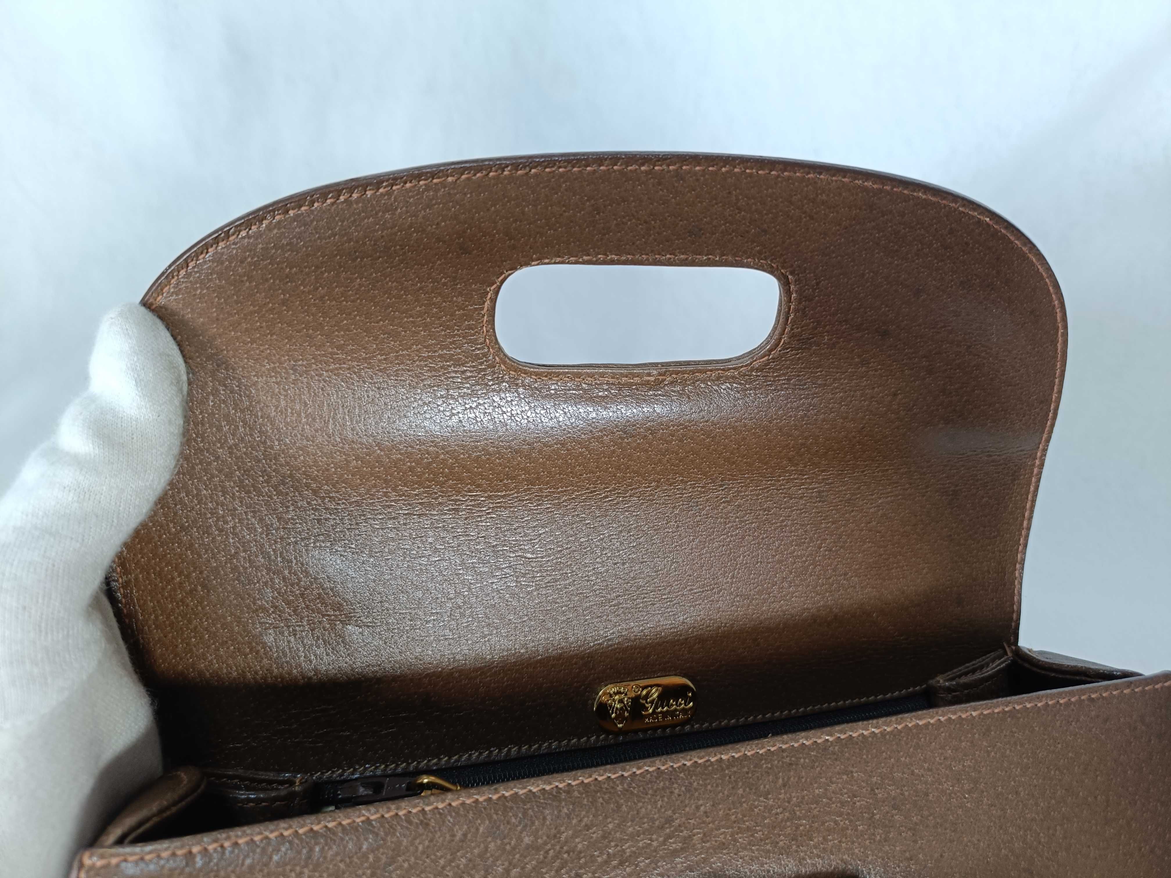 Bamboo Handbag Turnlock Leather Handbag — view 10