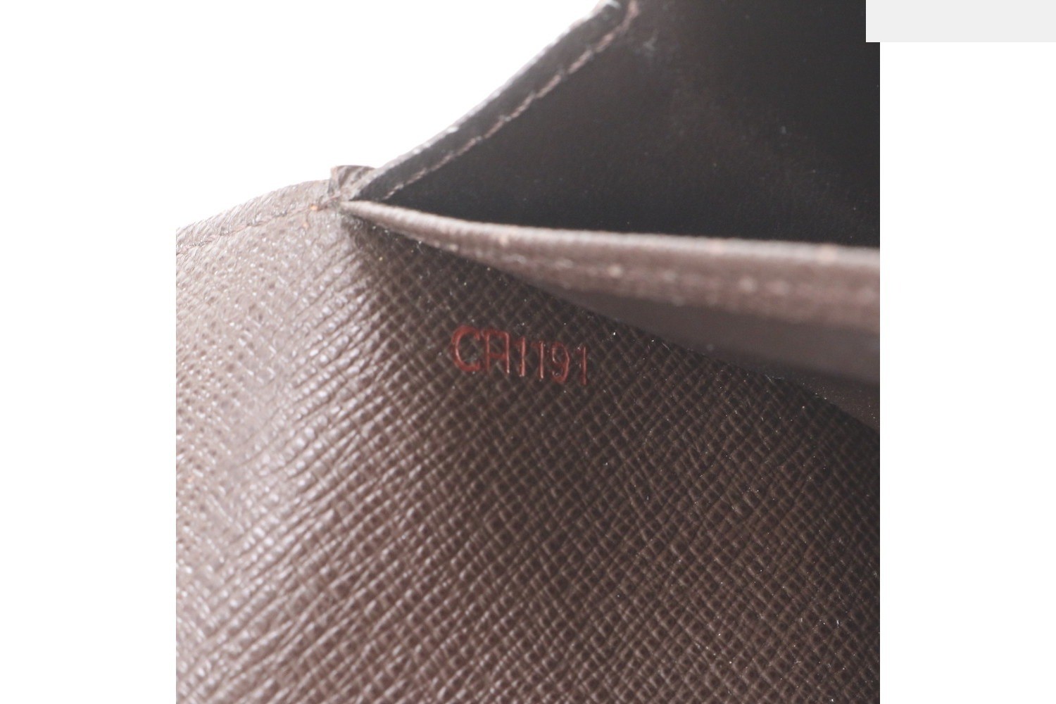 Damier Portefeuille Sarah N61734 Leather Long Wallet — view 6
