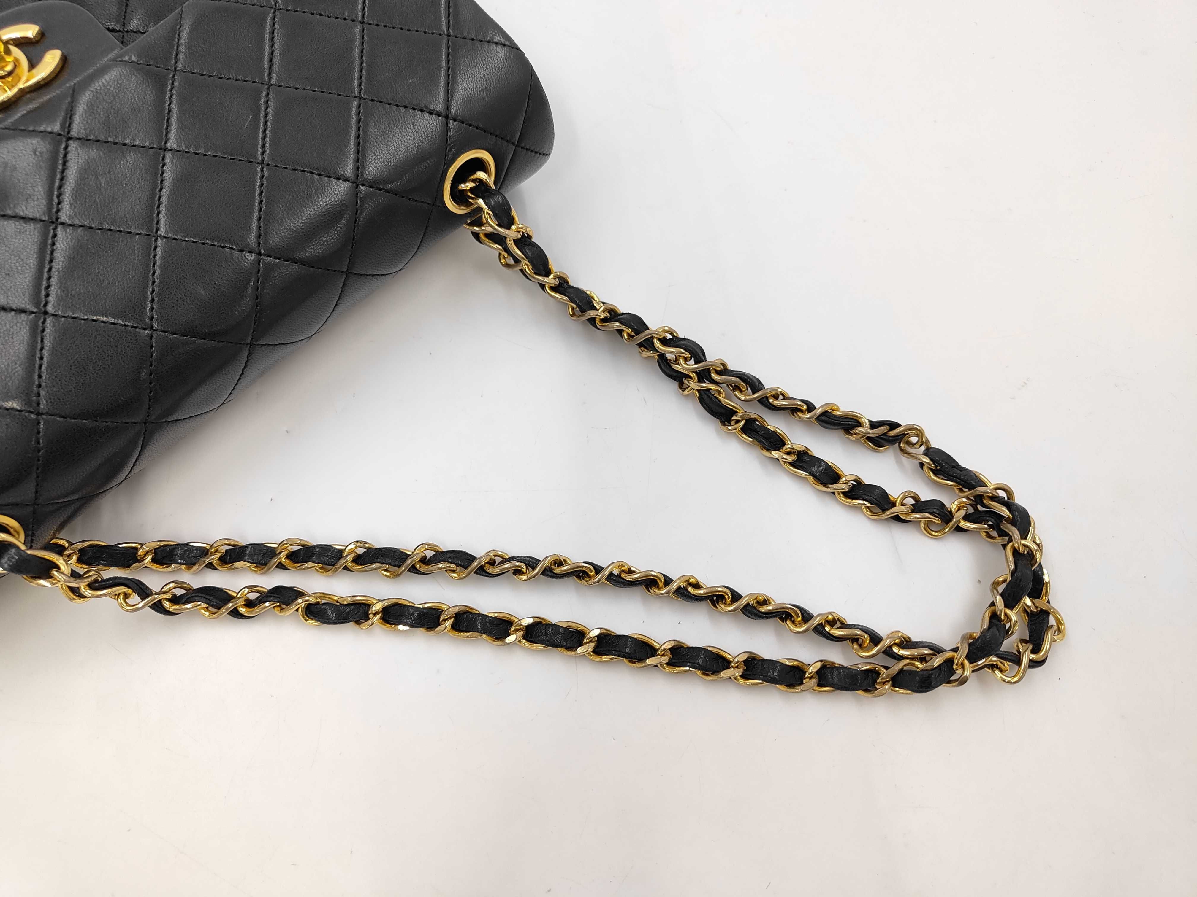 Lambskin Matelassé Double Flap 23 Shoulder Bag — view 5