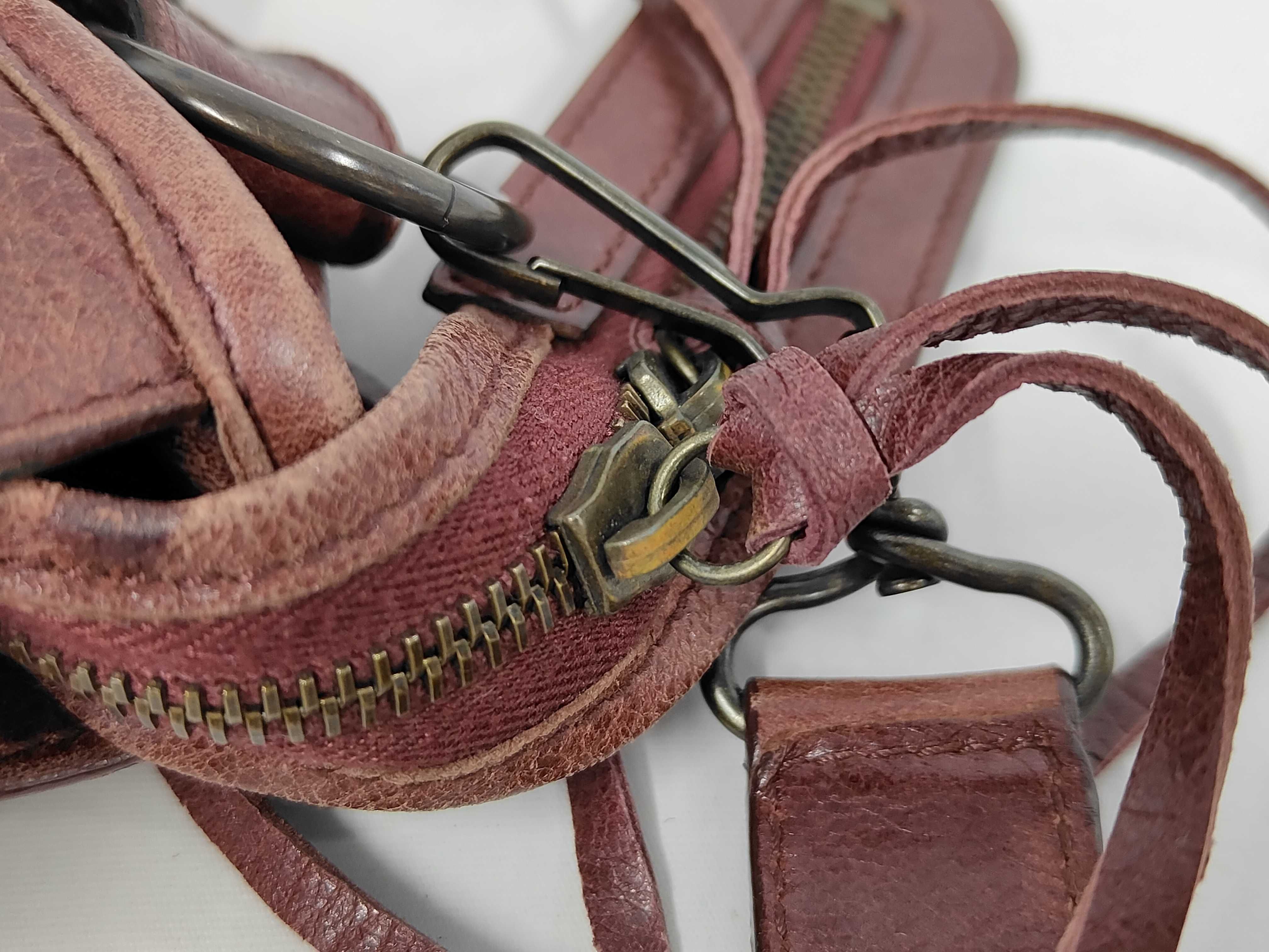 The First Handbag, Red Handbag — view 7