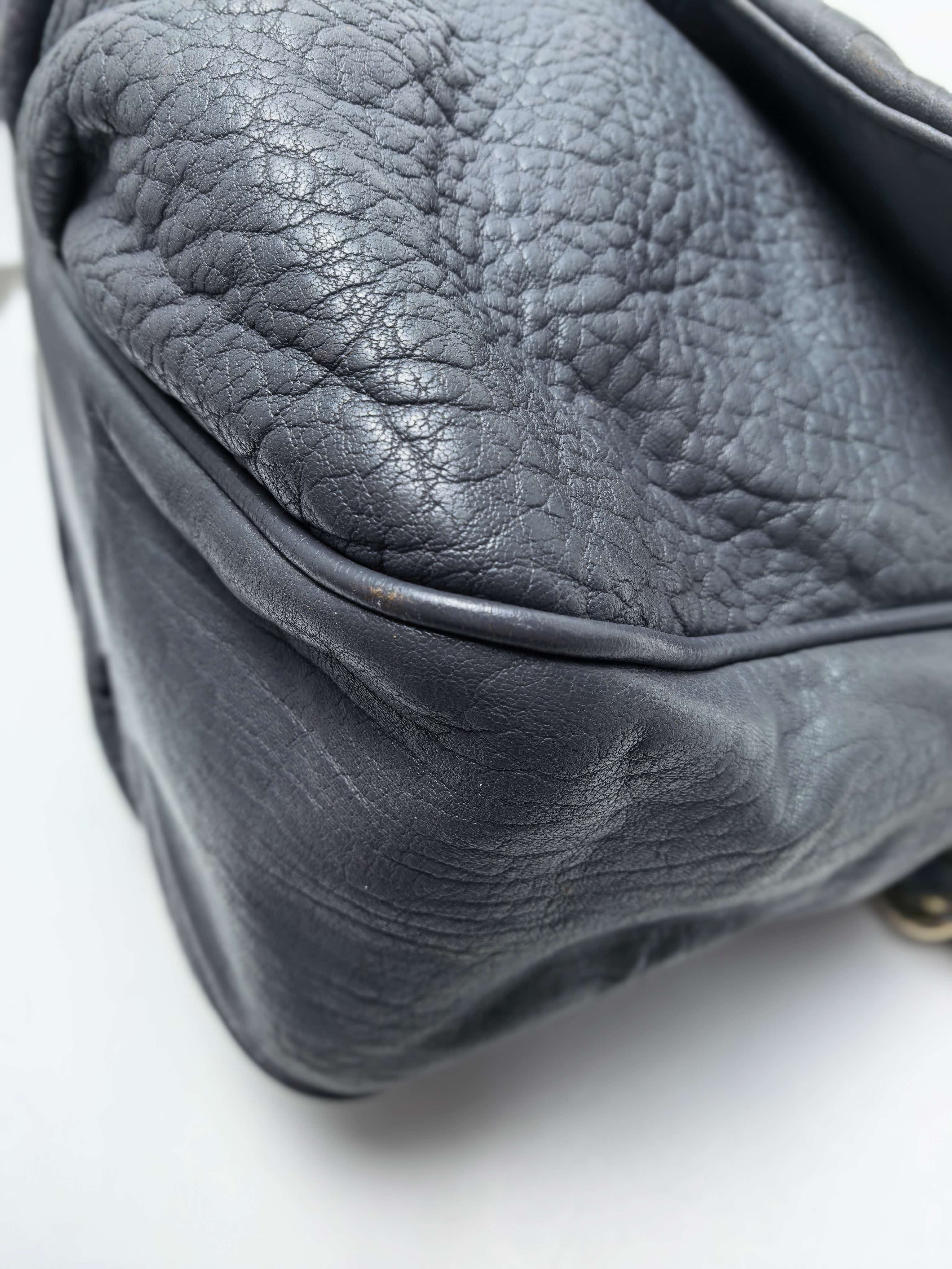 【*Shipped from: China*】FENDI Baguette Leather Handbag — view 8