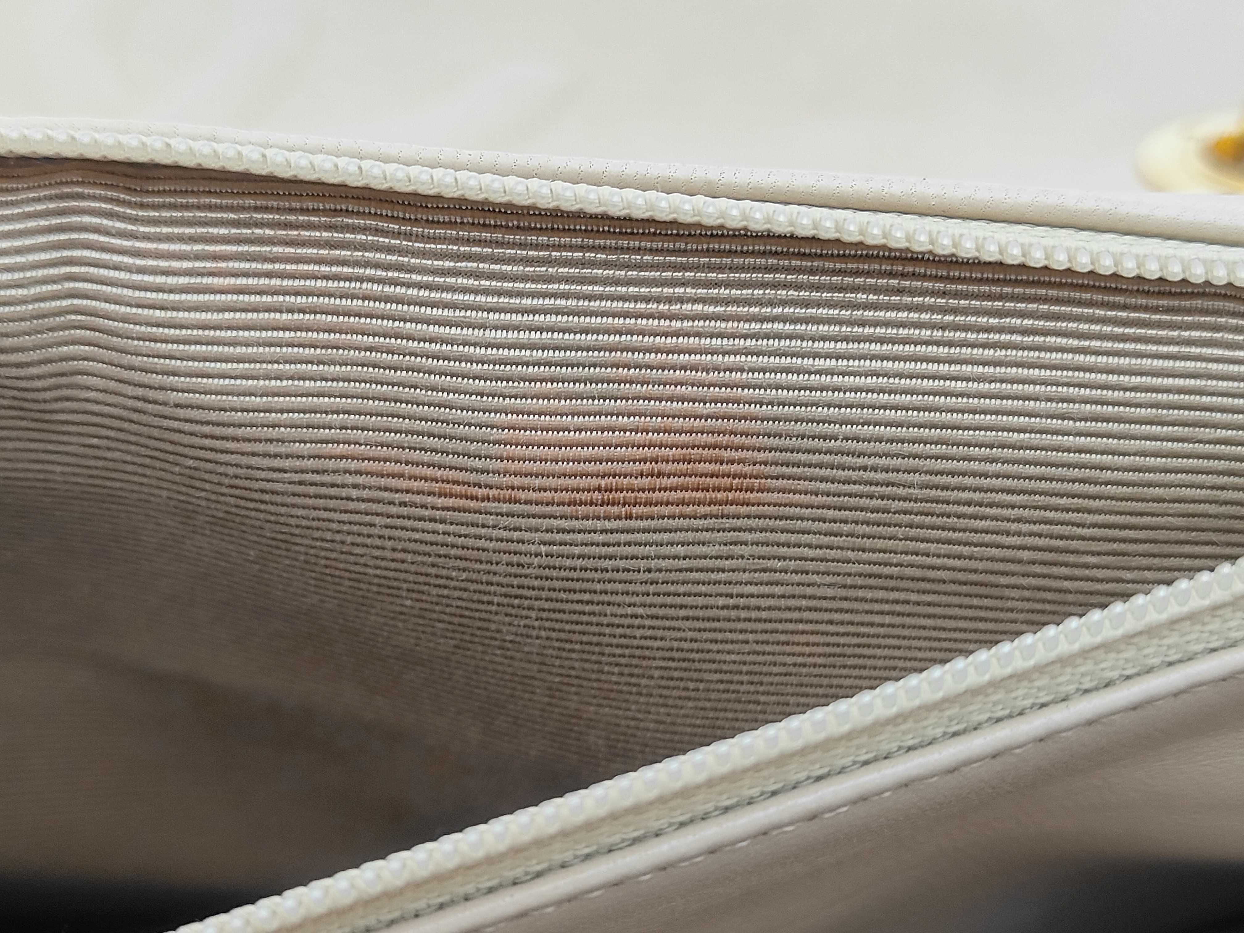 Matelassé Shoulder Bag — view 11