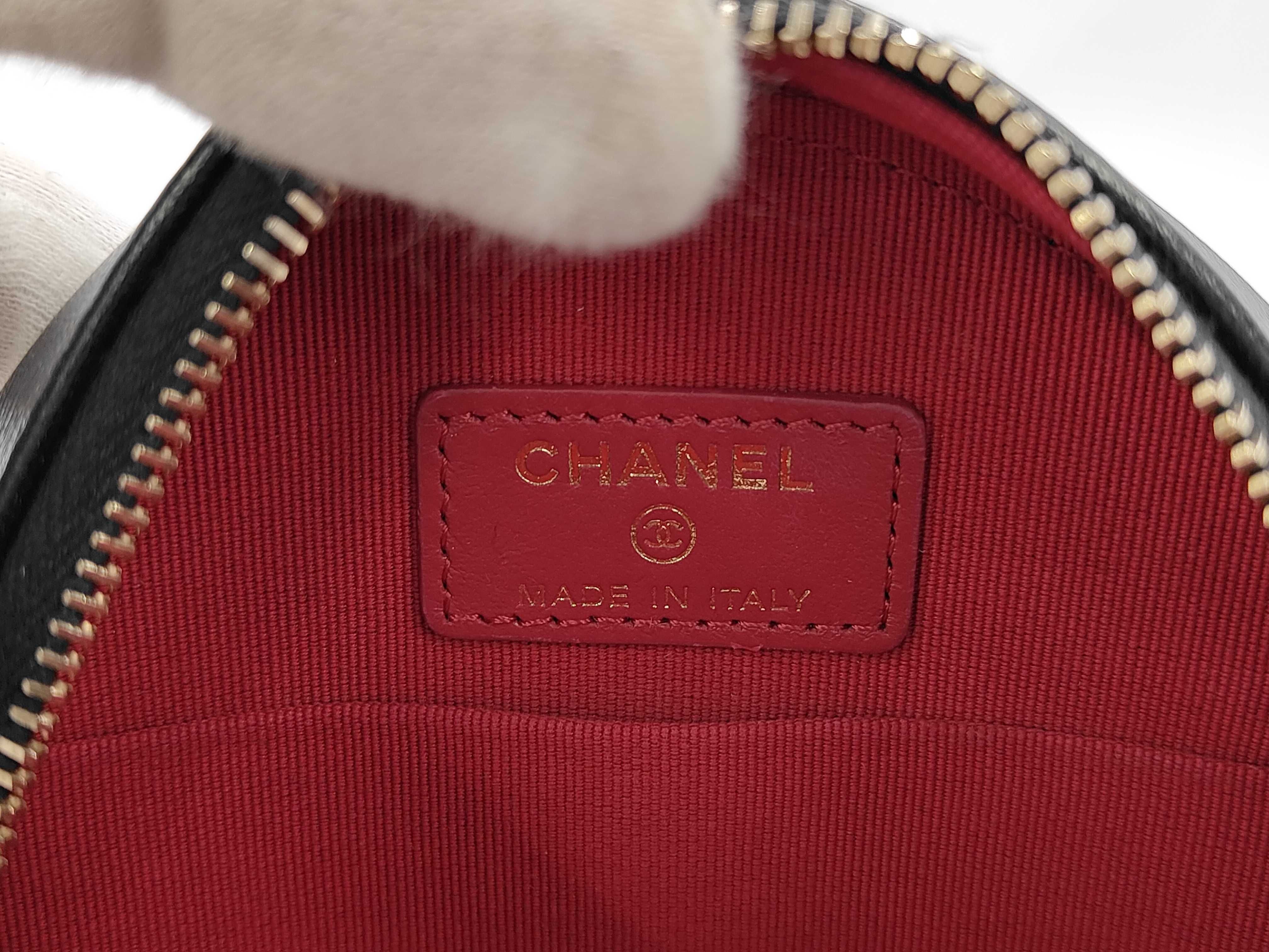 19 Round Chain Shoulder Bag — view 10