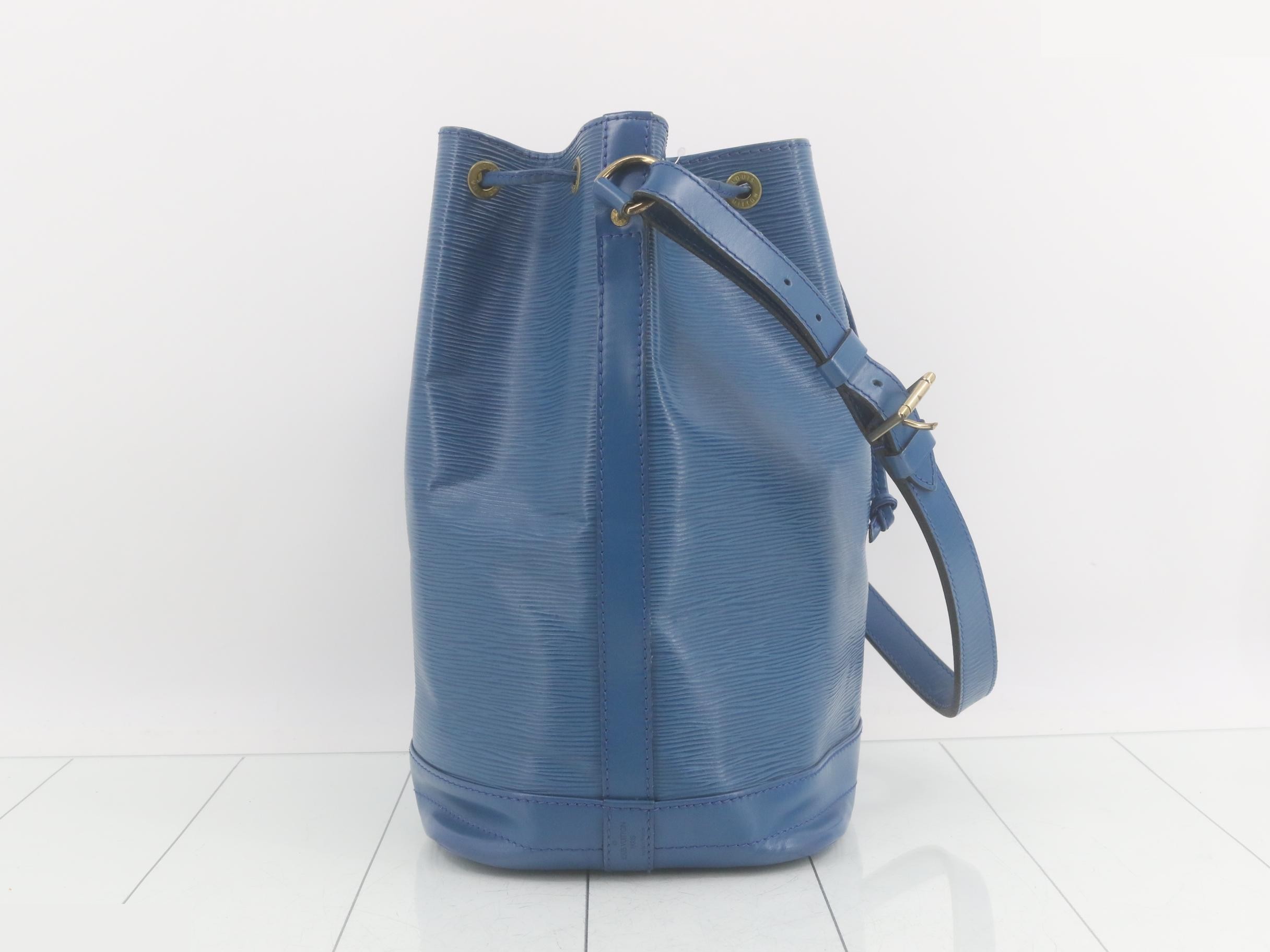 Noé Toledo Blue — view 4