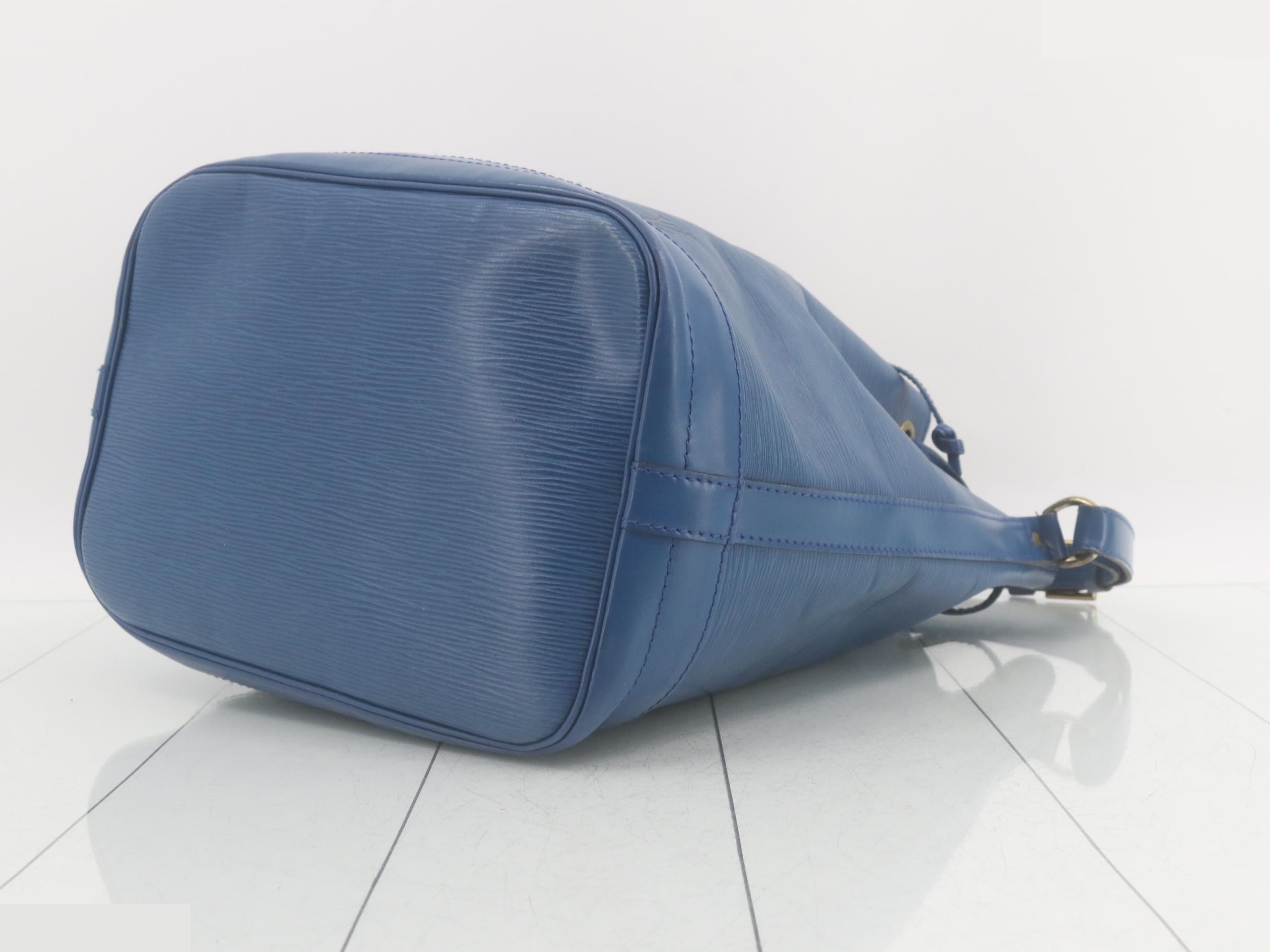 Noé Toledo Blue — view 6