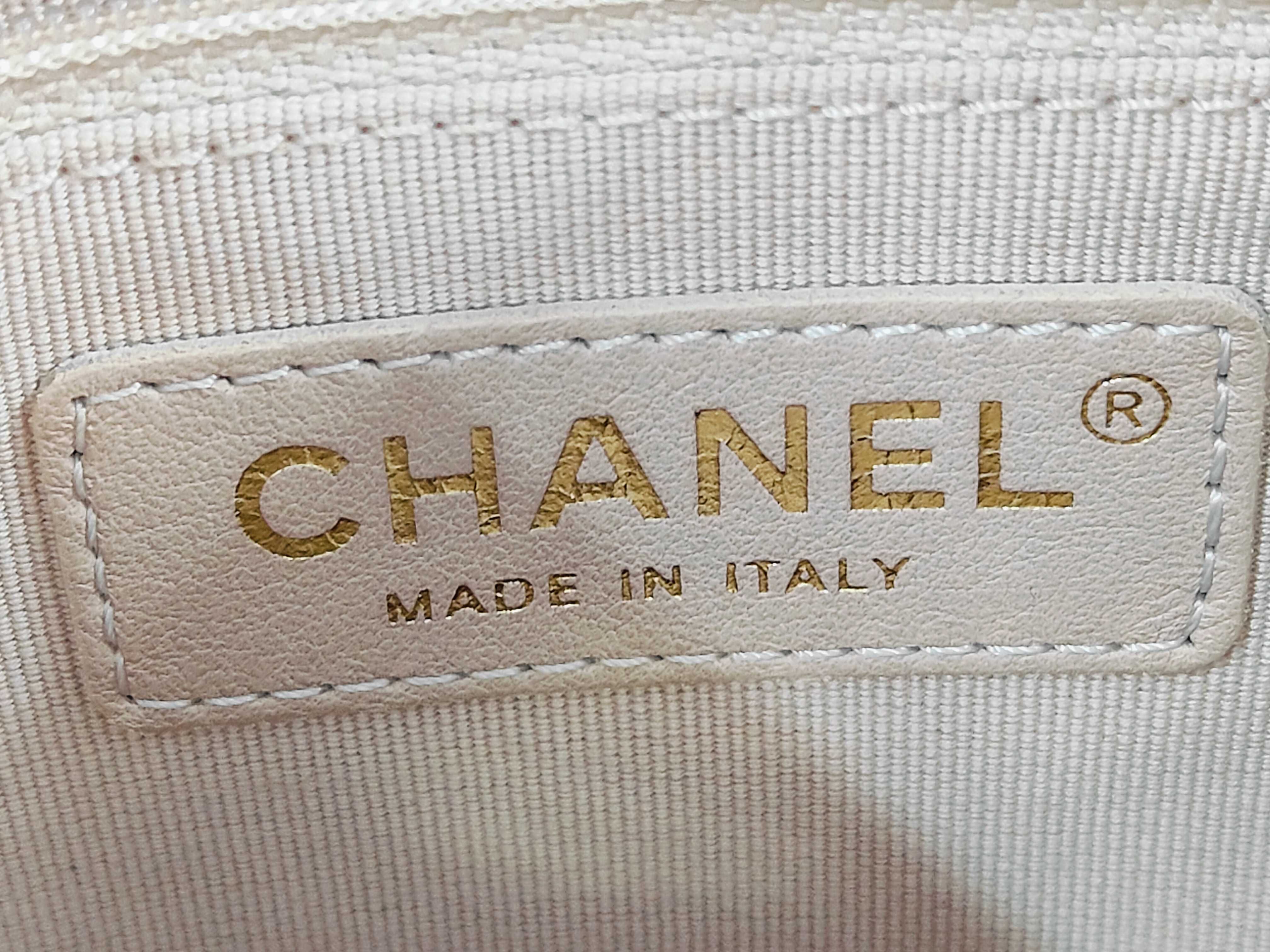Matelassé Drawstring Chain Shoulder Bag — view 10
