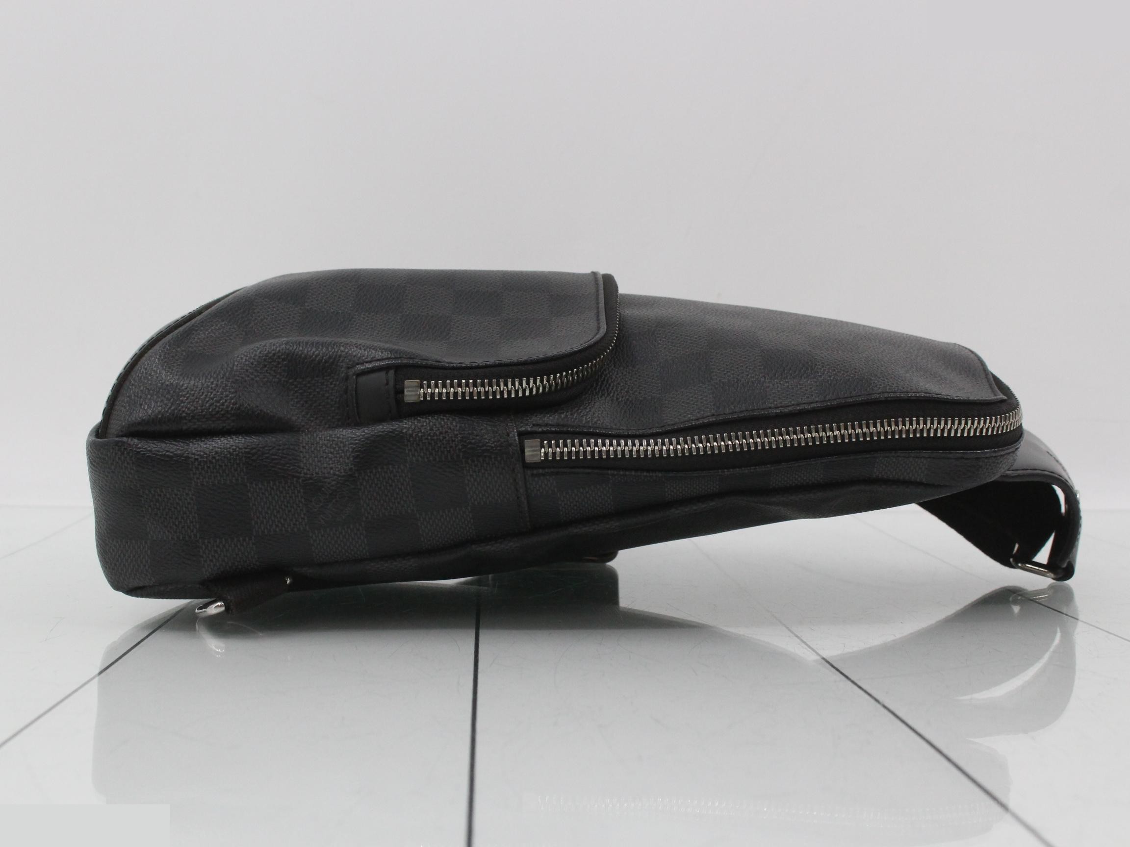 Damier Graphite Avenue Sling Bag (Shoulder Bag) — view 3