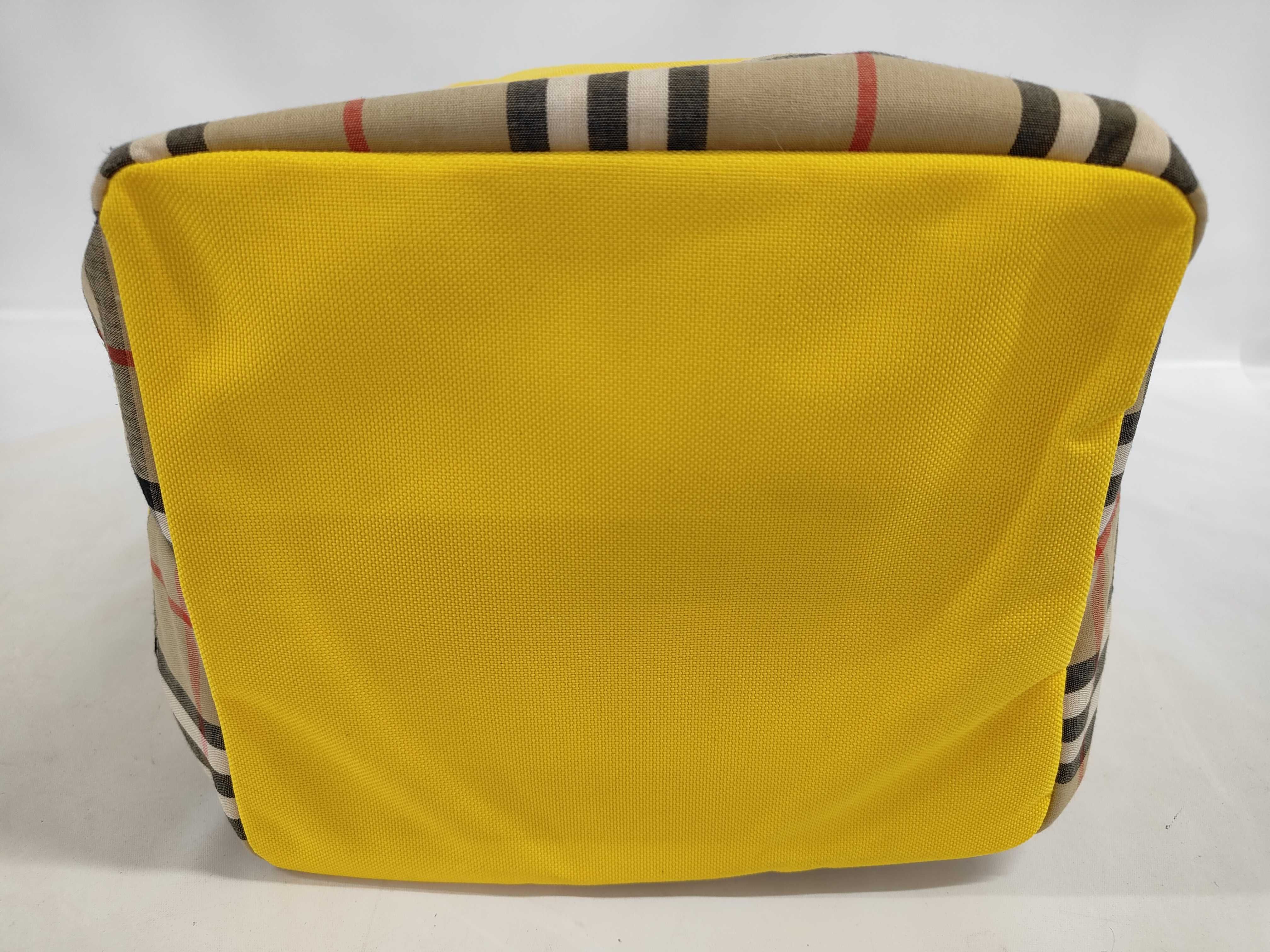 Burberry's Drawstring Bag Shoulder Bag — view 4
