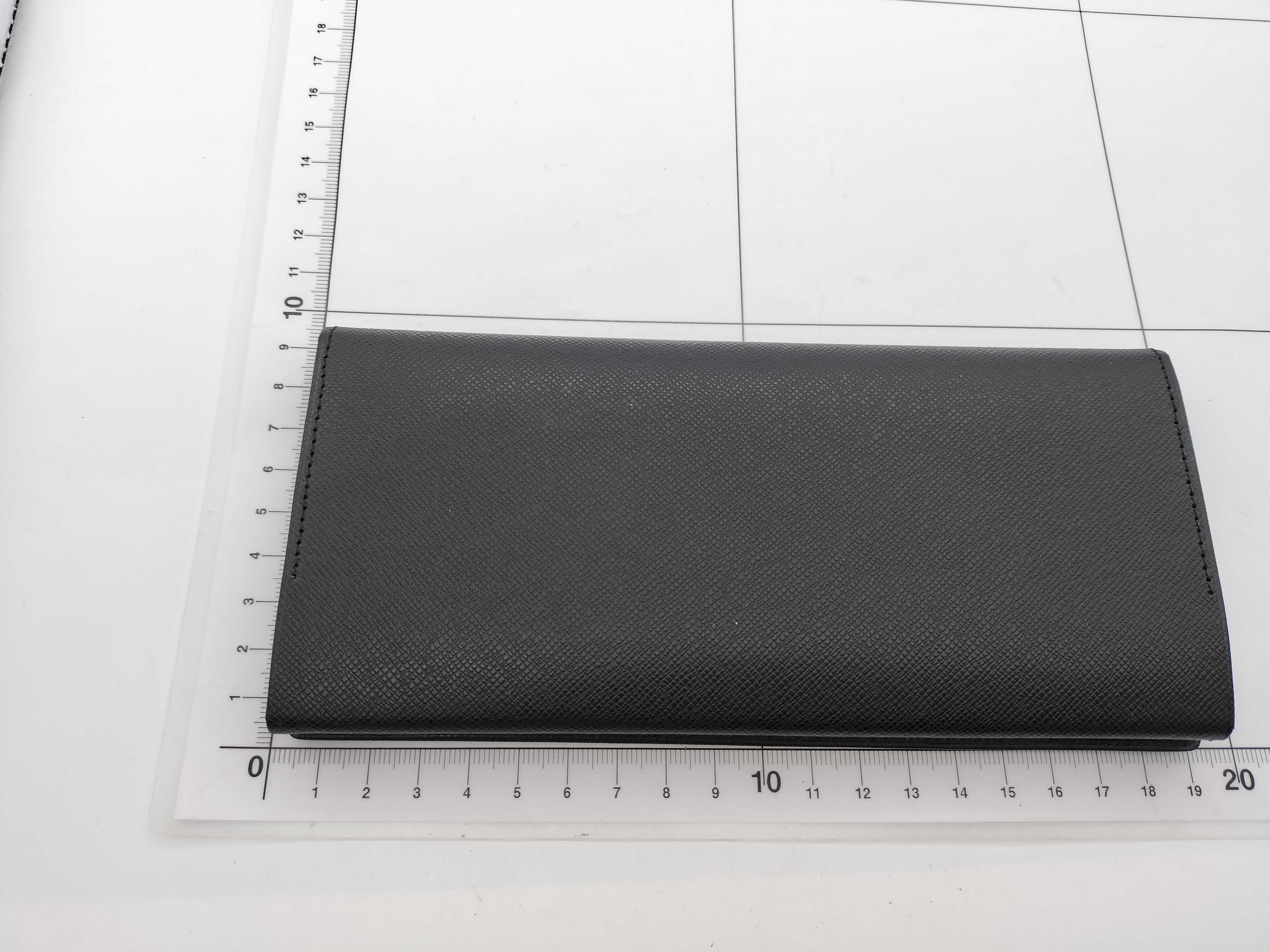 Saffiano Long Wallet — view 2