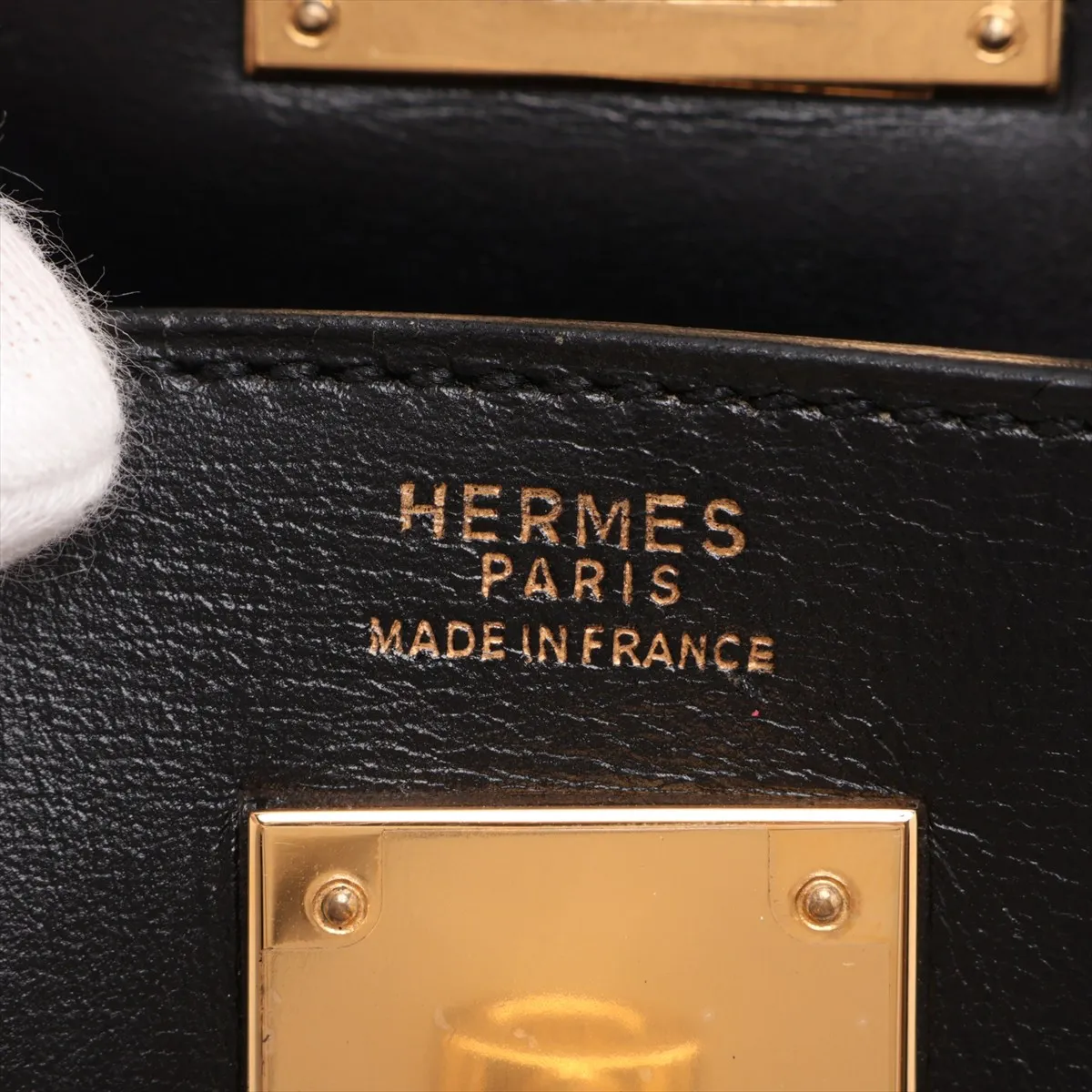 [Individually packaged] Hermes Kelly 32 Sellier Box Calf Black Gold Hardware I: 1979 — view 9