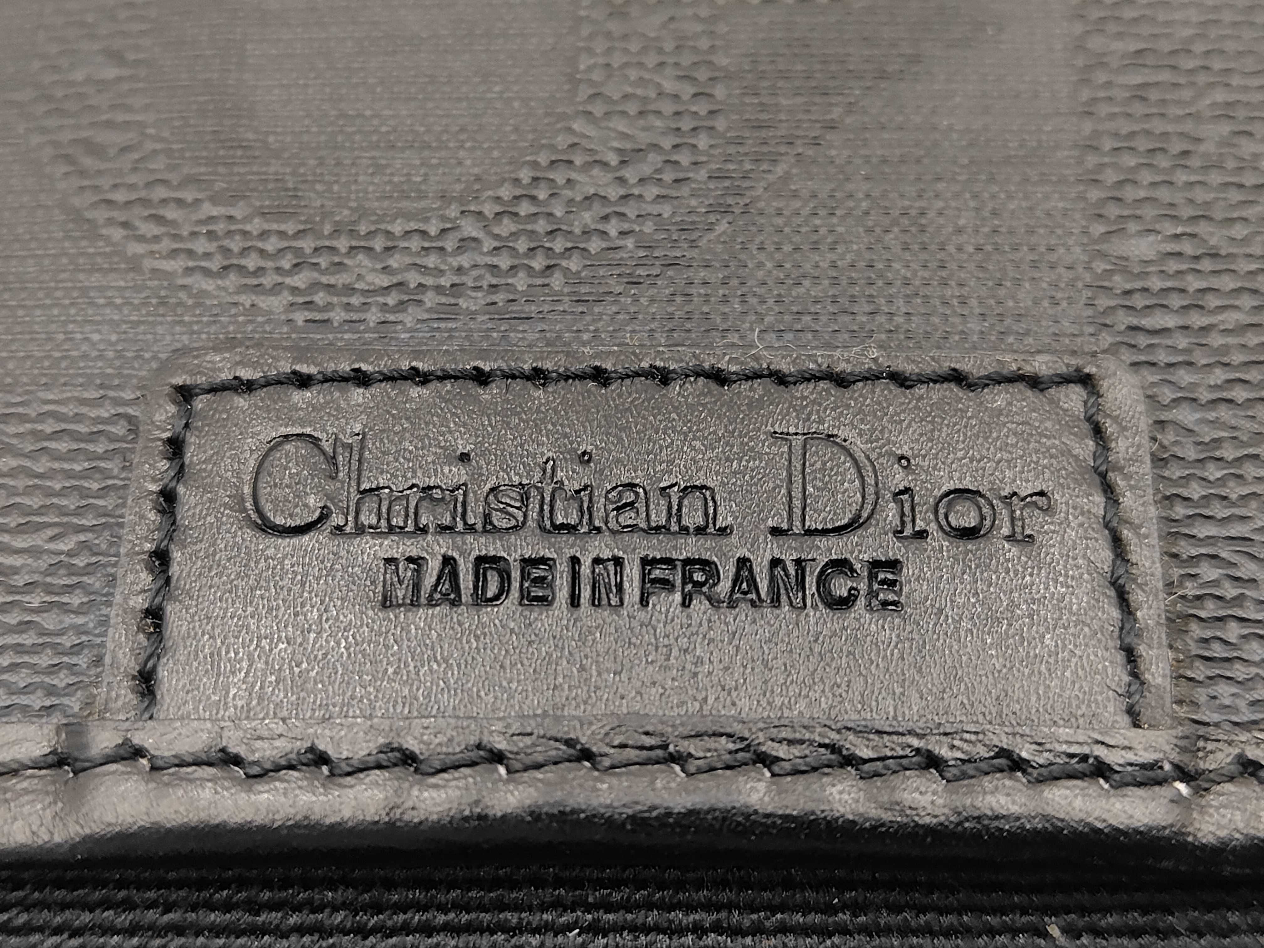 Flap Trotter Shoulder Bag — view 11