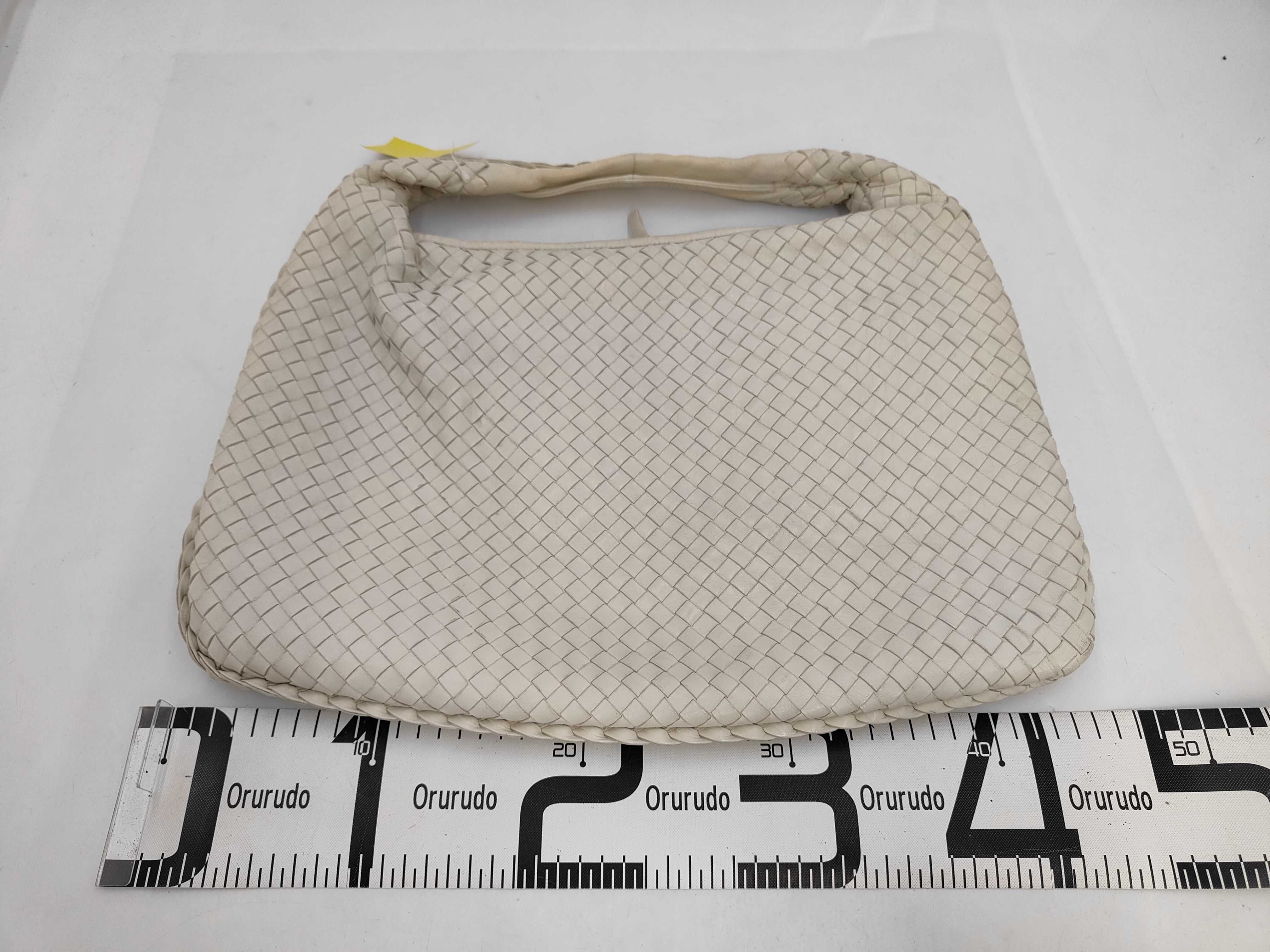 Intrecciato Hobo Shoulder White Handbag — view 2