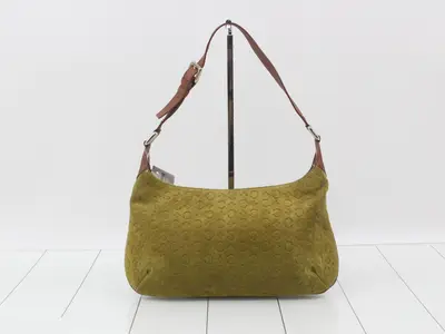 Other lines: Bags & Shoulder Bags, Suede, Macadam