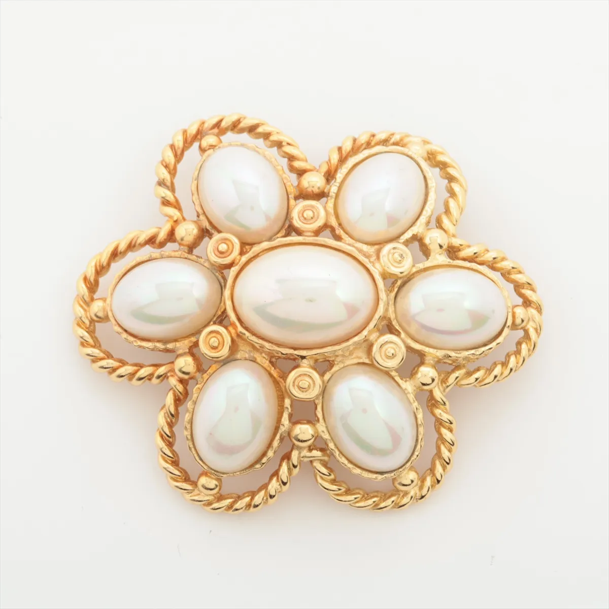 brooch, gold-plated with faux pearls. Shows signs of wear, including