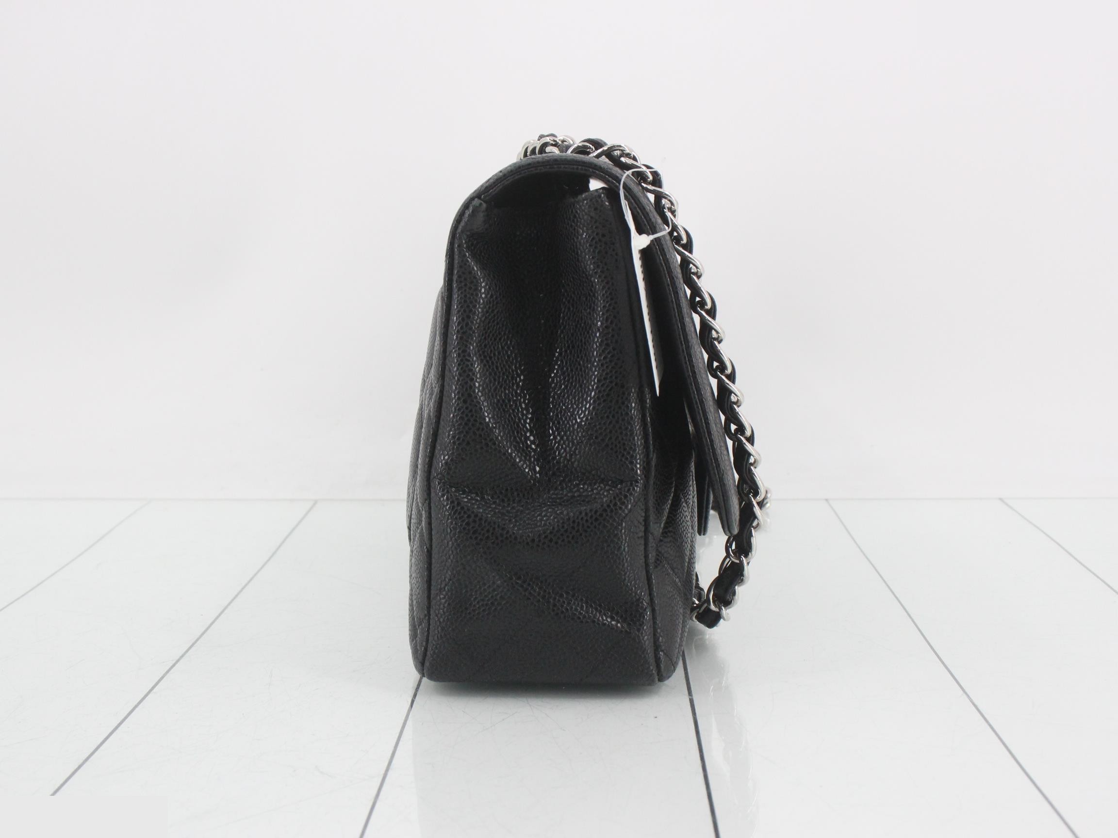 Large Matelassé 30 Caviar Skin Double Chain Shoulder Bag — view 4