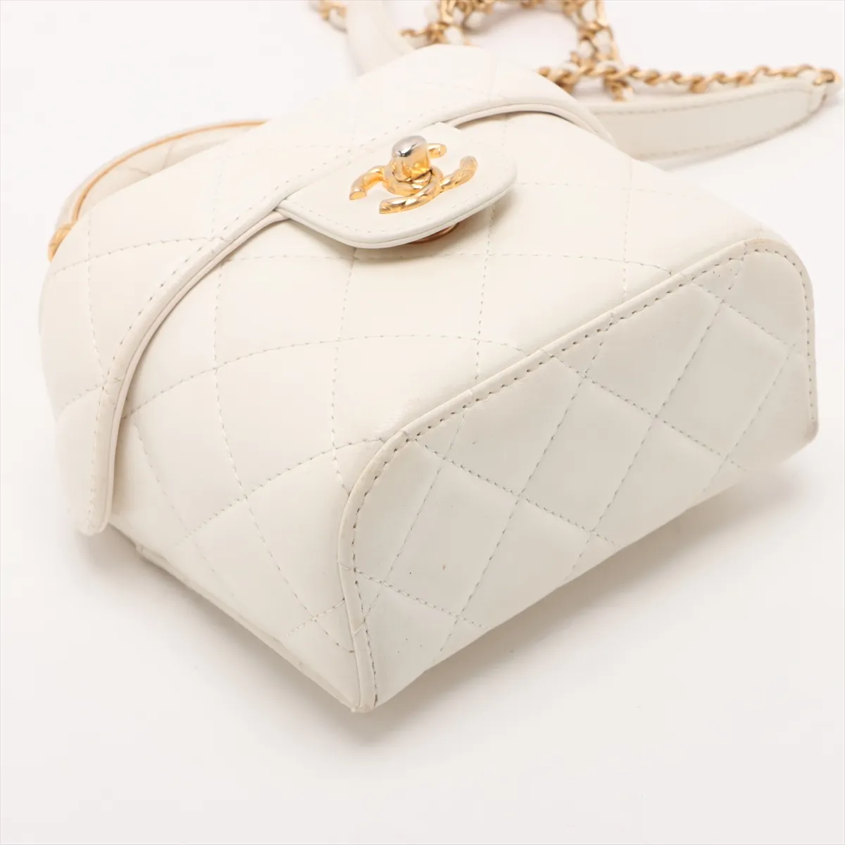 Matelasse Lambskin 2WAY Handbag White Gold Hardware NPBL9A98 Random Plate — view 4