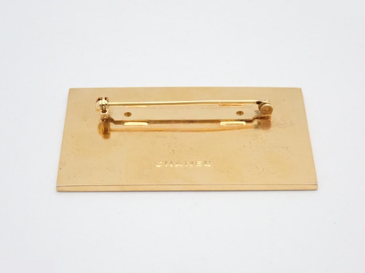 Logo plate brooch — view 2