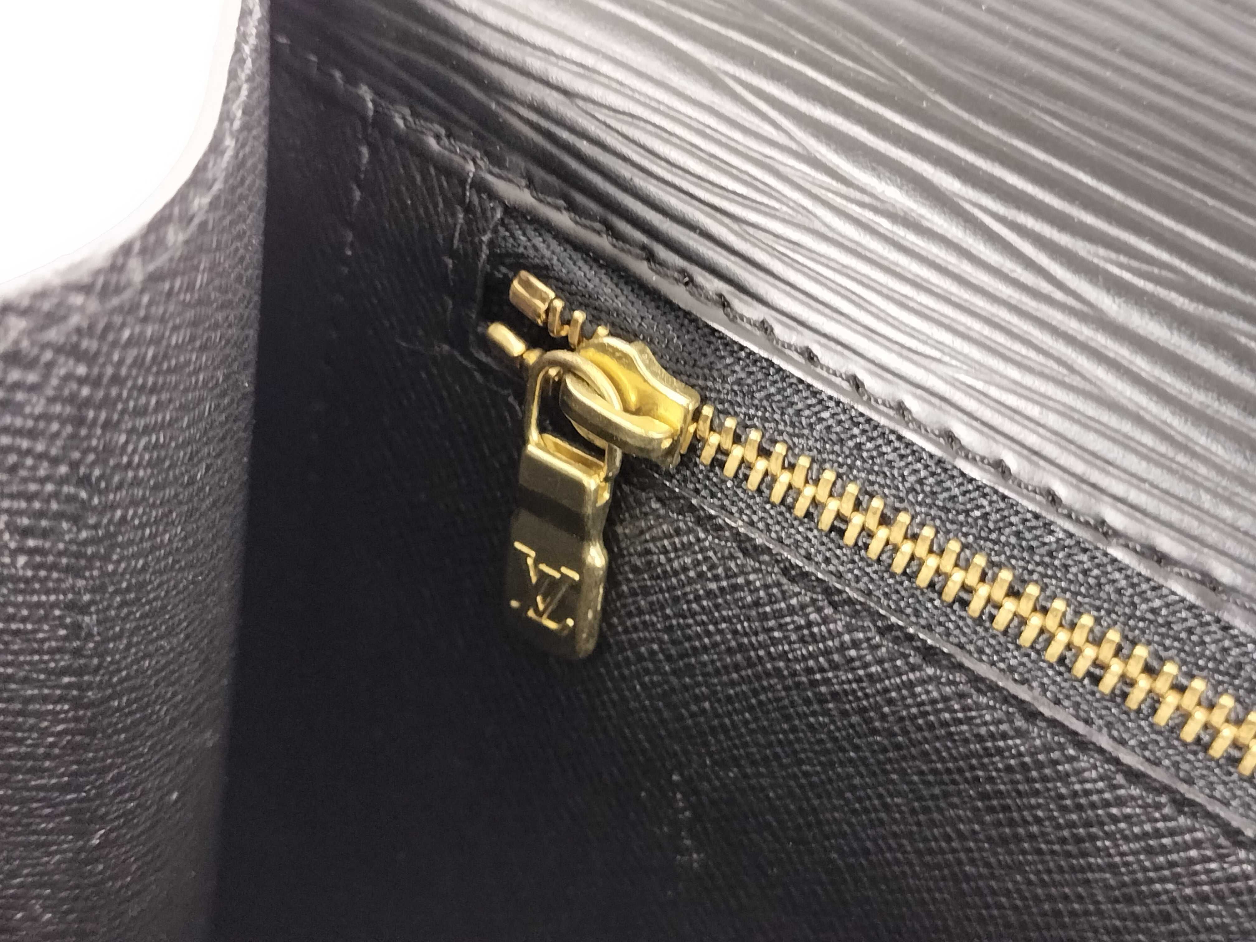 Epi Monceau Noir Second Bag — view 11