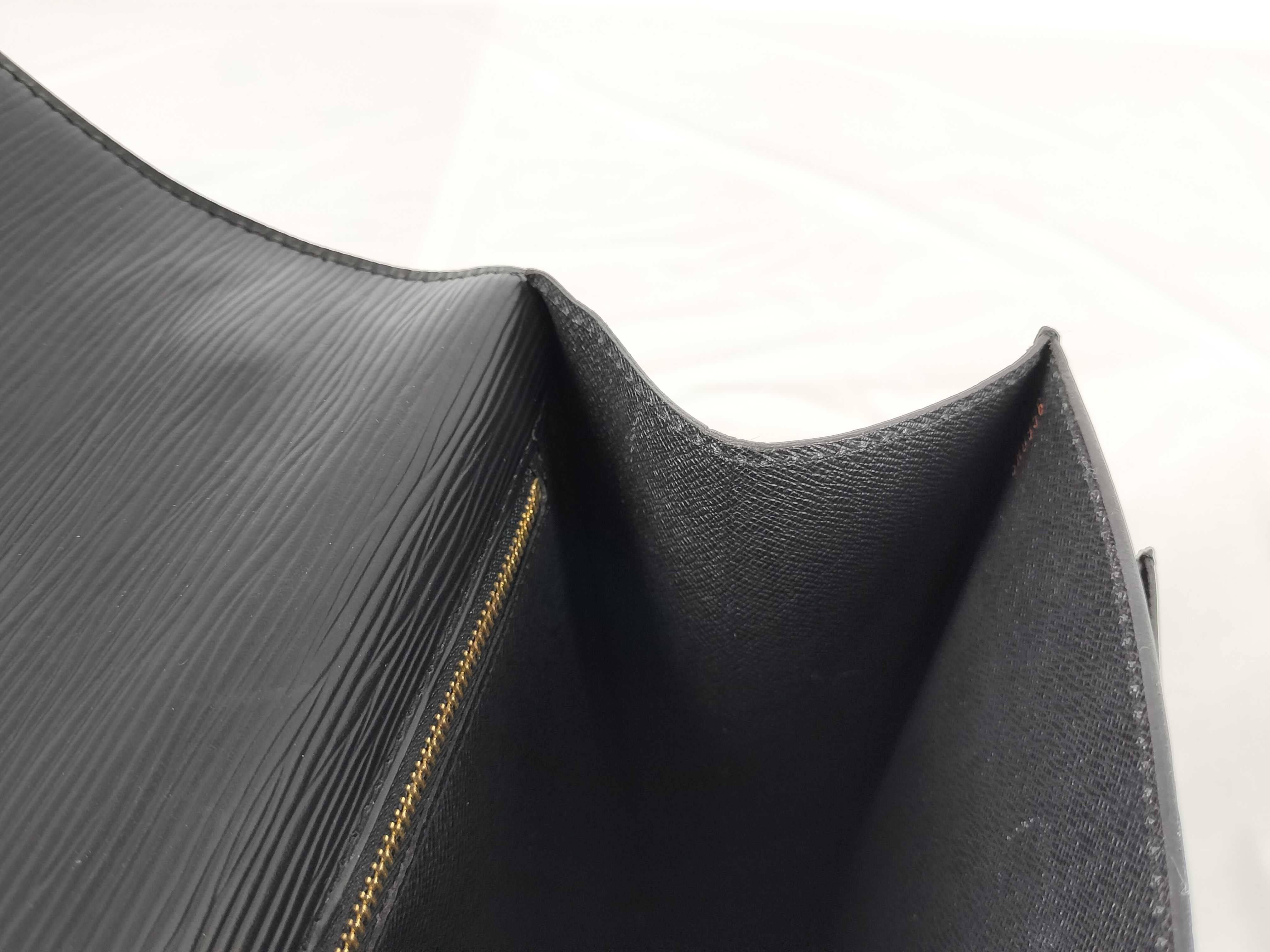 Epi Monceau Noir Second Bag — view 14