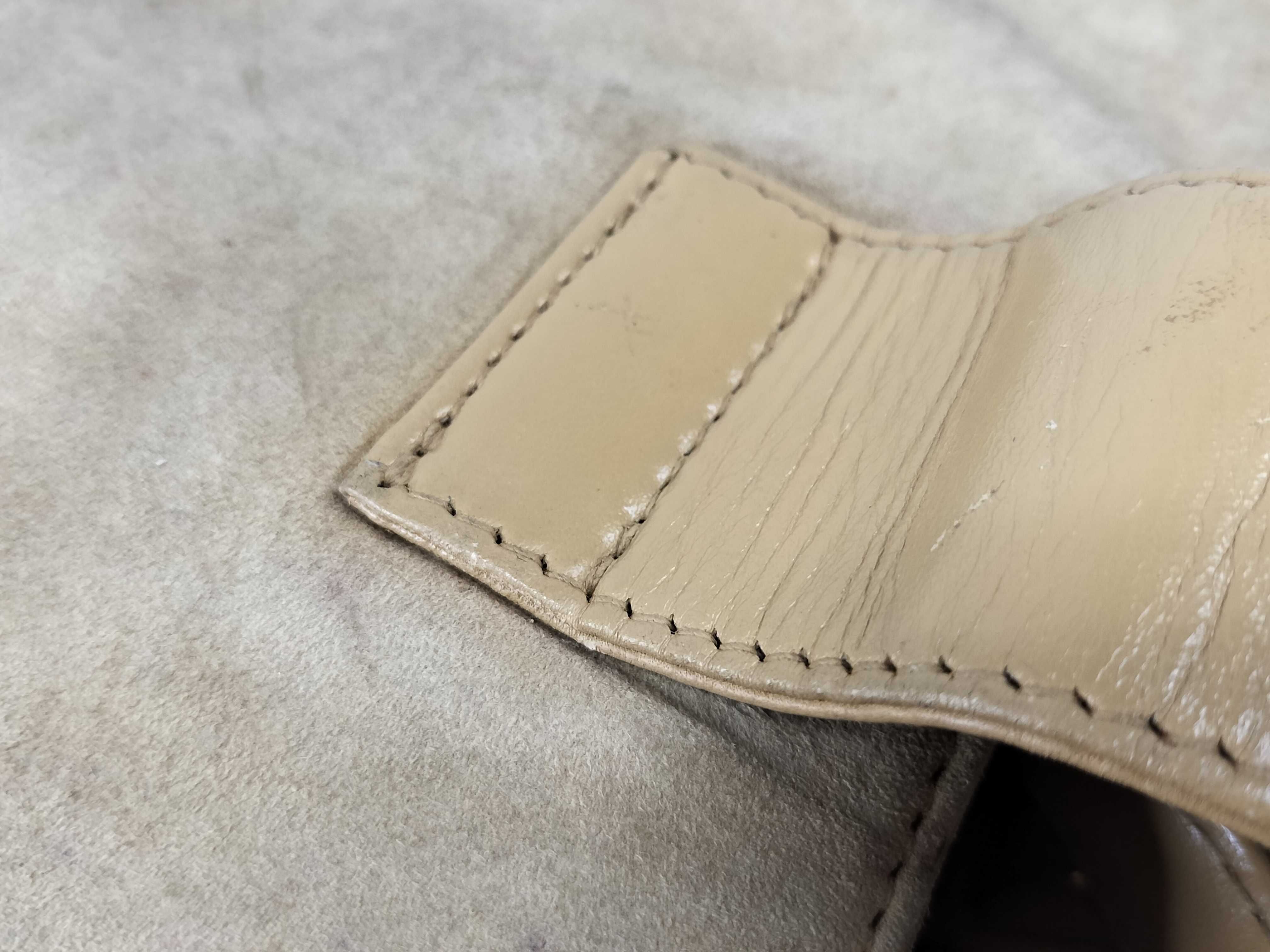Mamma Fendi Mamma Suede Shoulder Bag — view 15
