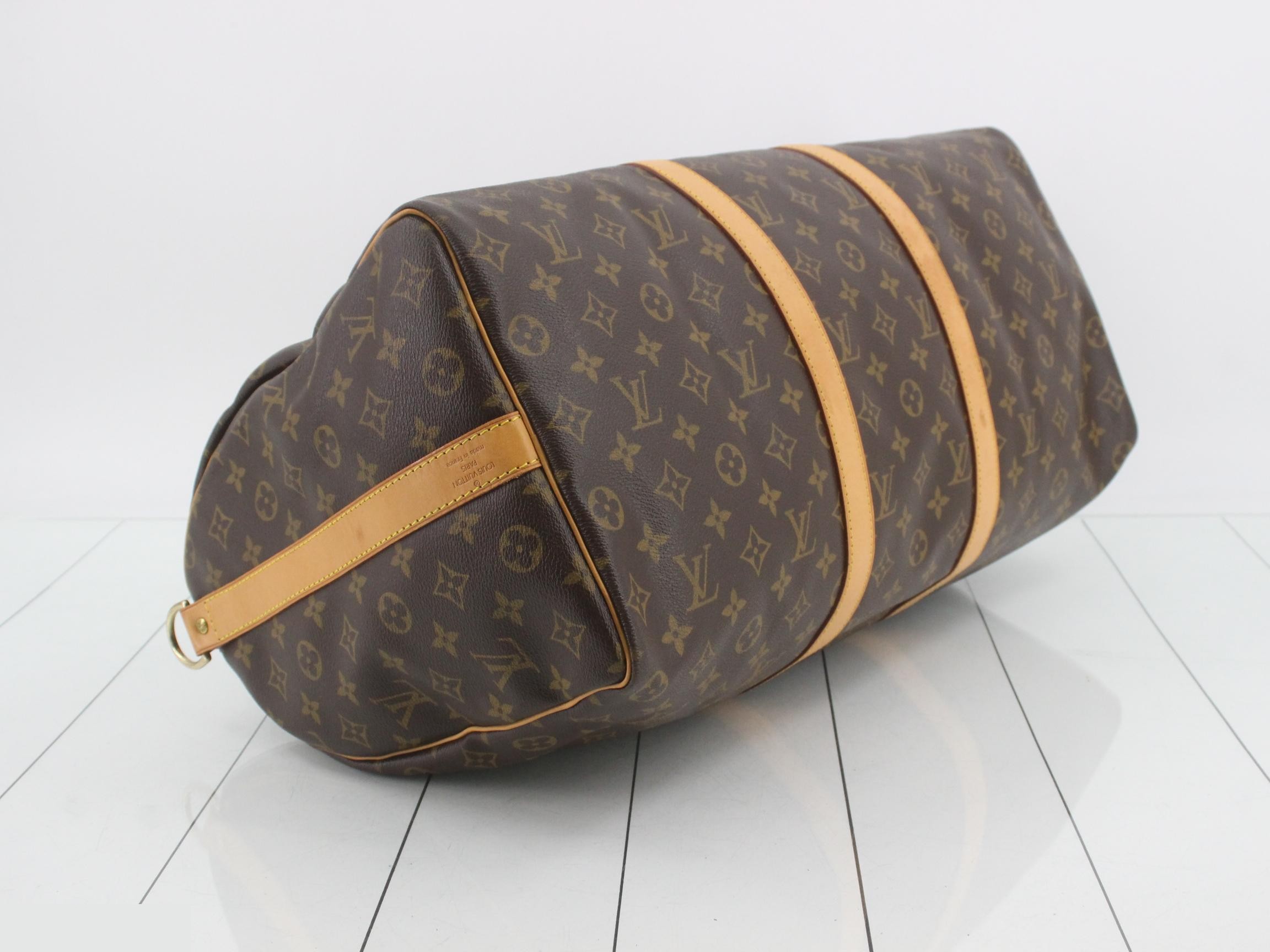 Keepall Bandoulière 50 FL0073 - Includes strap, handle, name tag, and key. — view 5