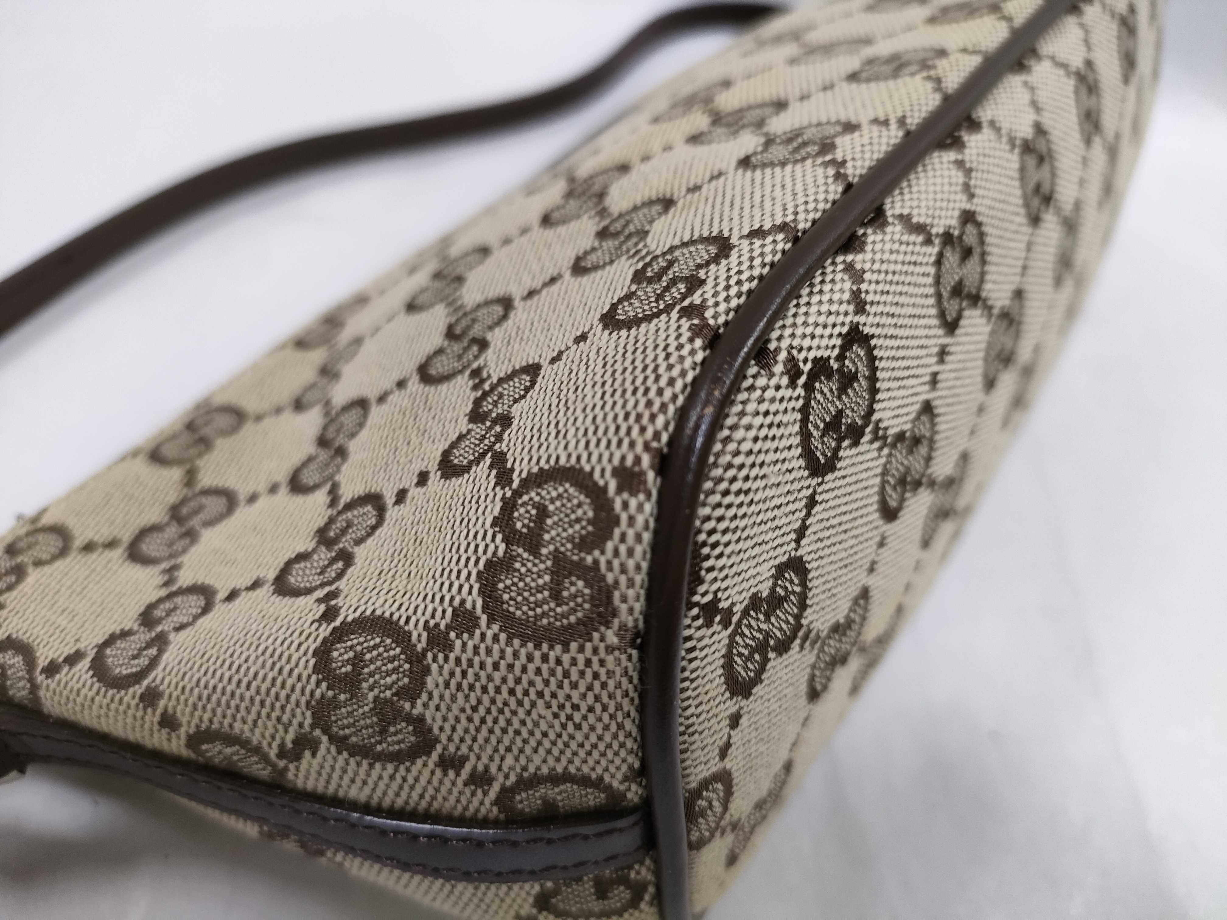 GG Canvas Accessory Pouch, Beige — view 8