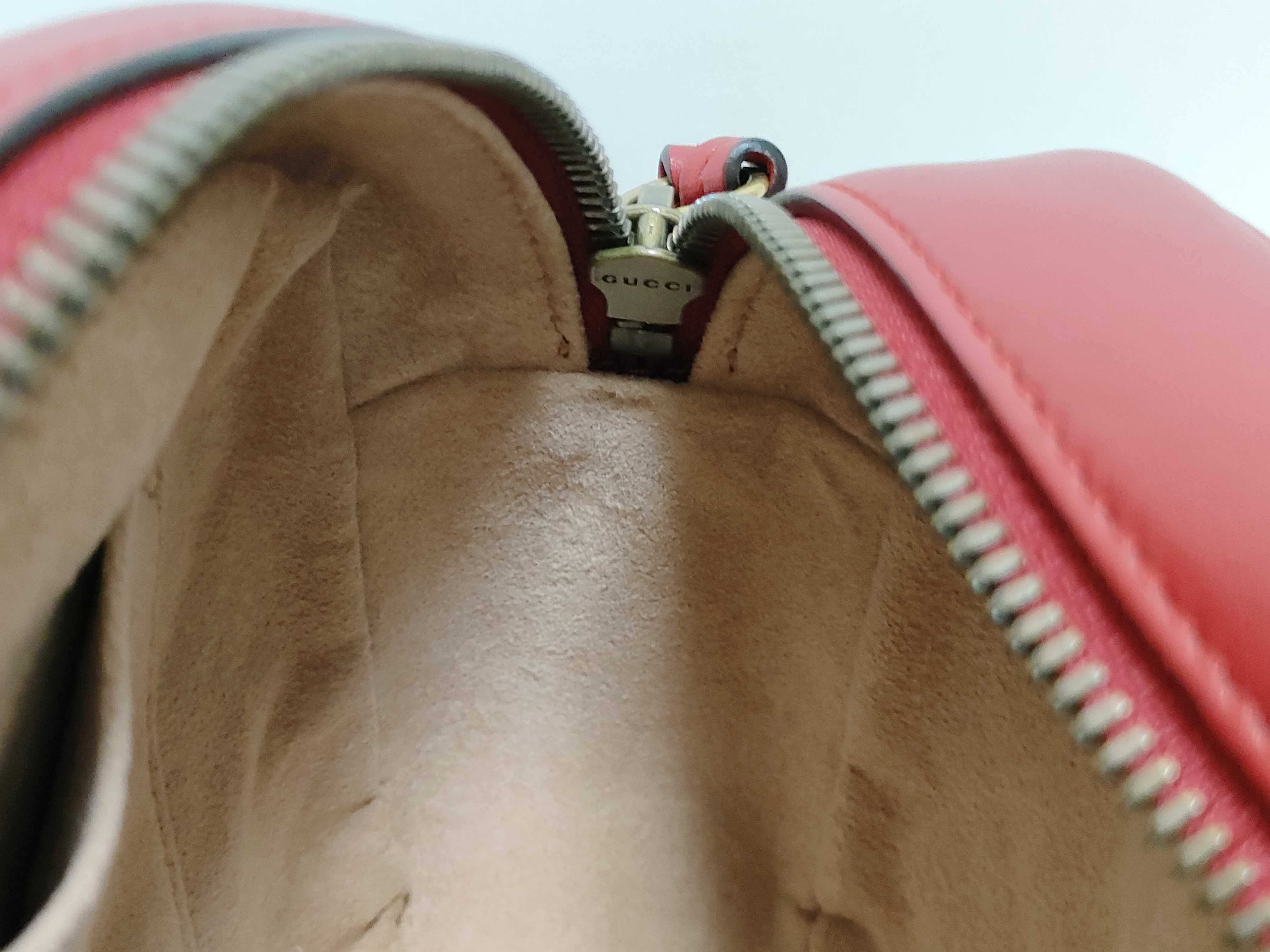GG Marmont 2-Way Shoulder Bag — view 9