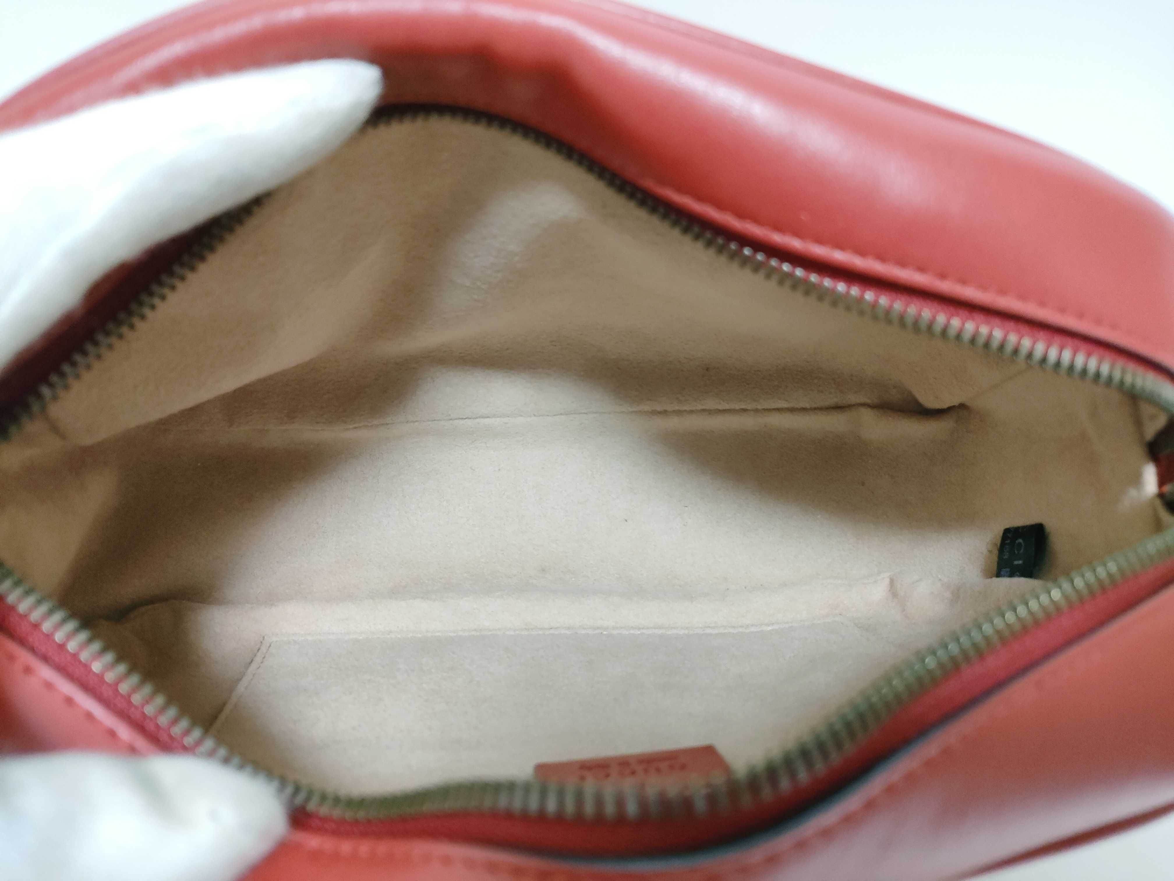 GG Marmont 2-Way Shoulder Bag — view 10