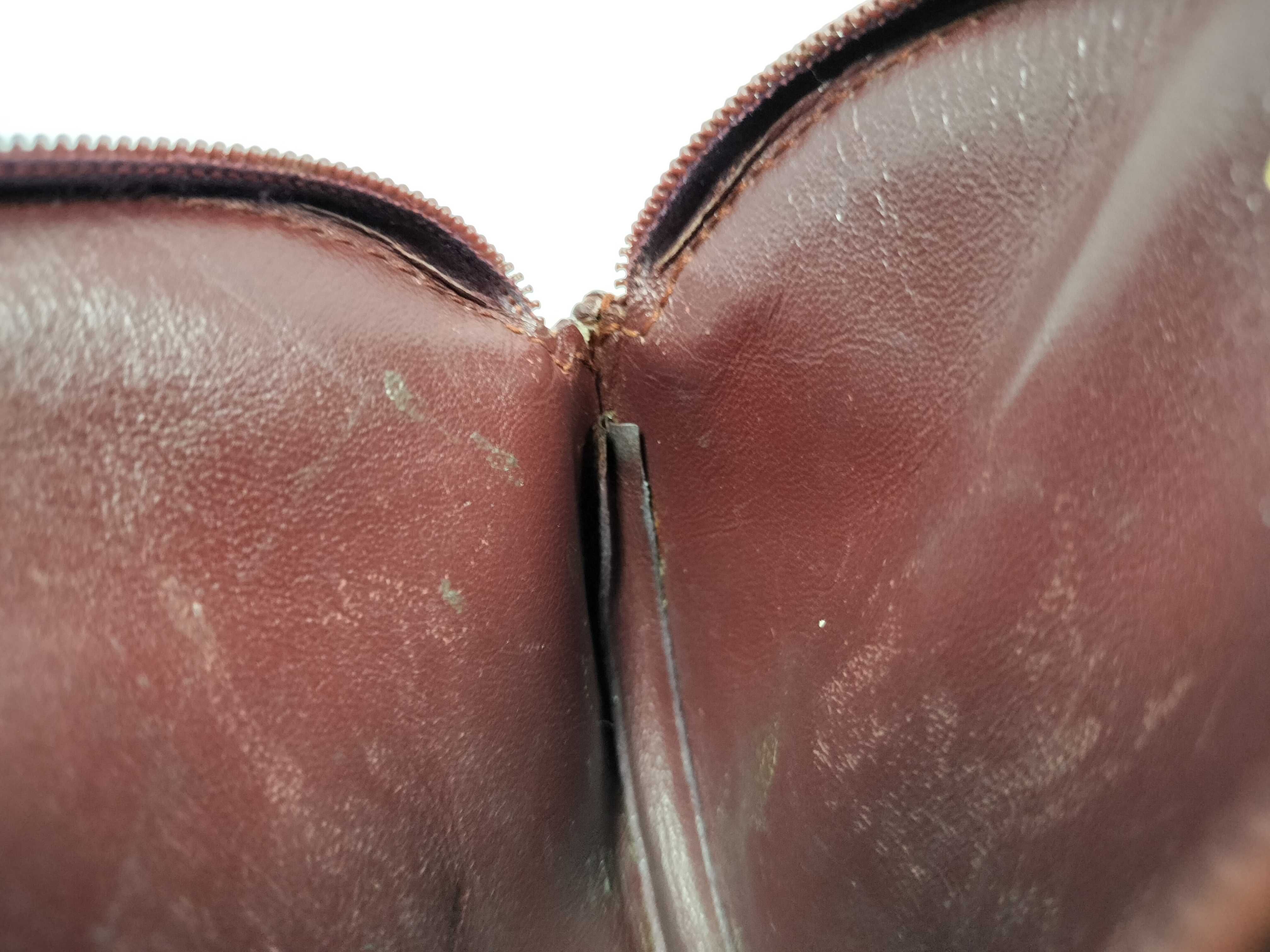 Must Coin Case — view 11
