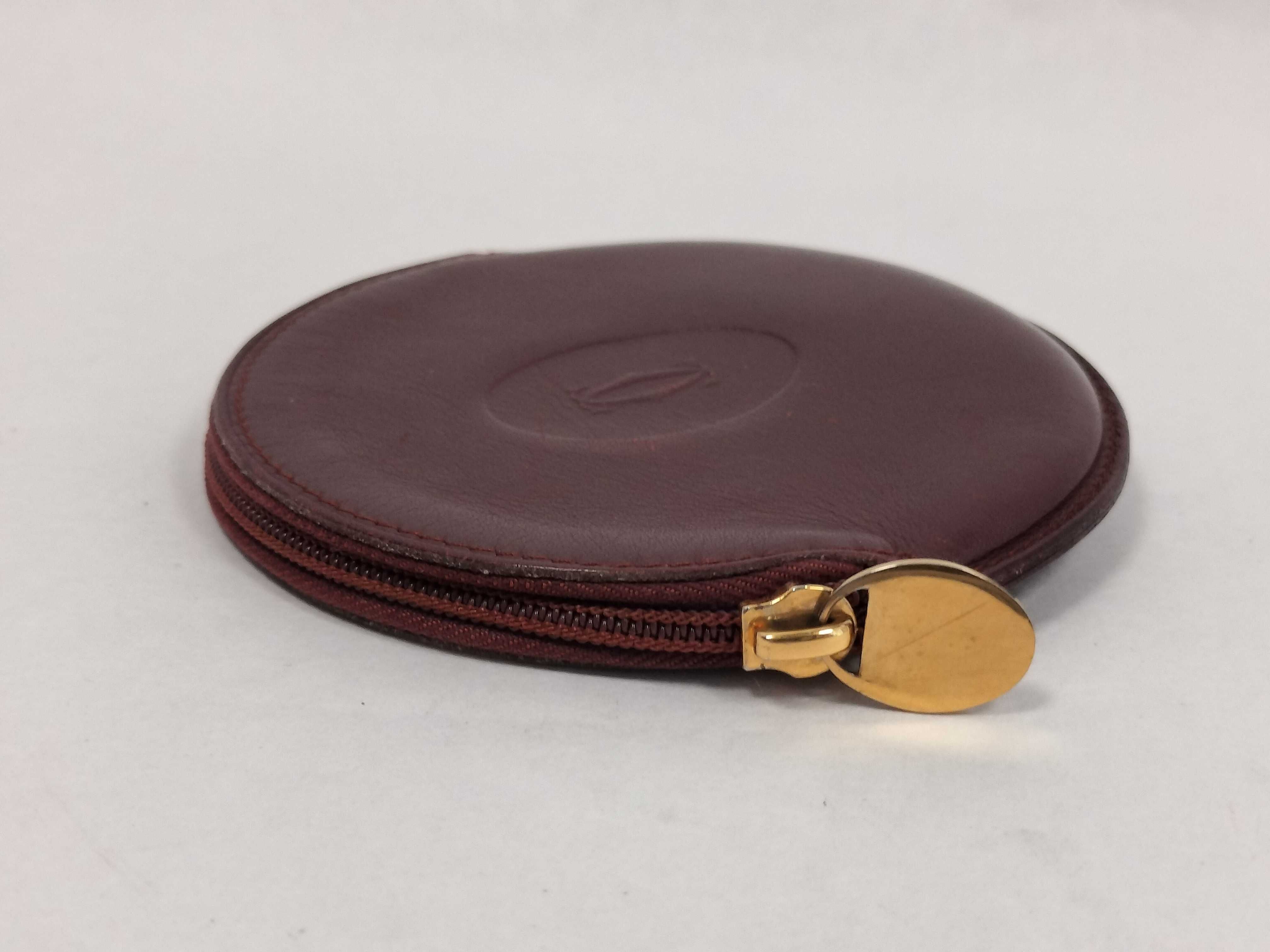 Must Coin Case — view 5