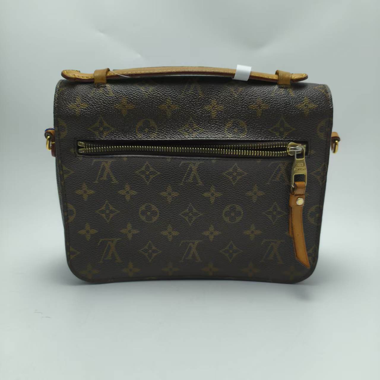 【*Shipped from: China*】LOUIS VUITTON Métis PU Shoulder Bag — view 3