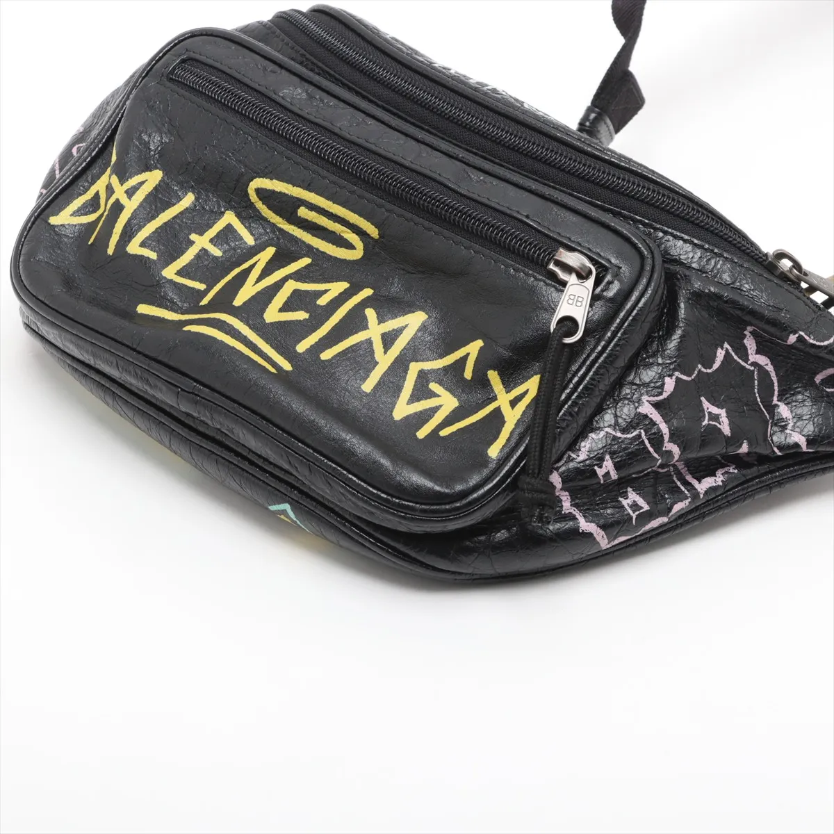 Graffiti Explorer Leather Body Bag Black 529550 — view 3