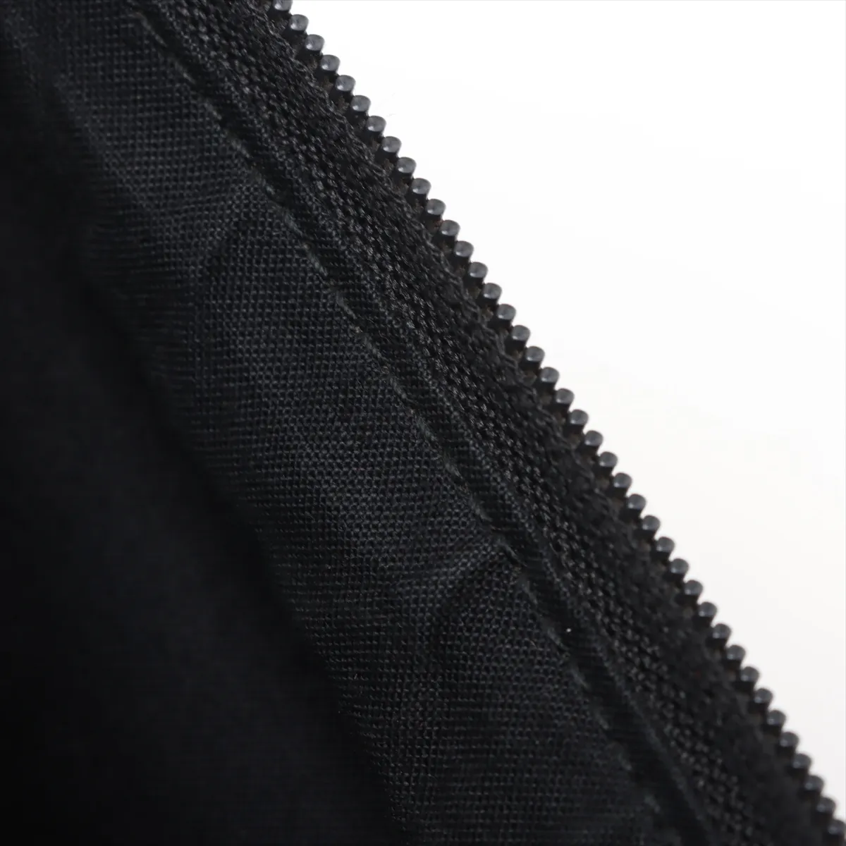 Graffiti Explorer Leather Body Bag Black 529550 — view 9